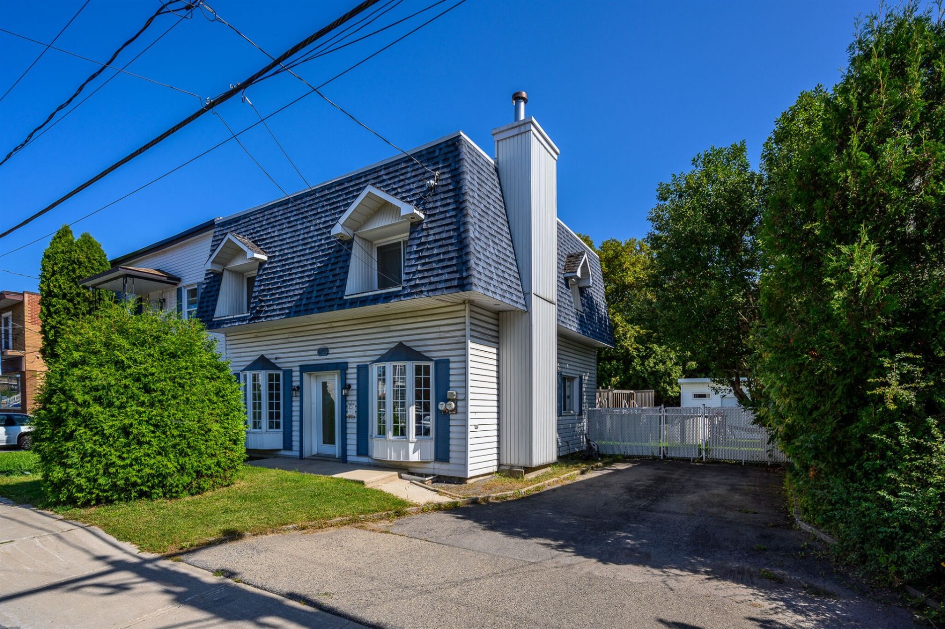 415 Rue Chartrand — photo 1