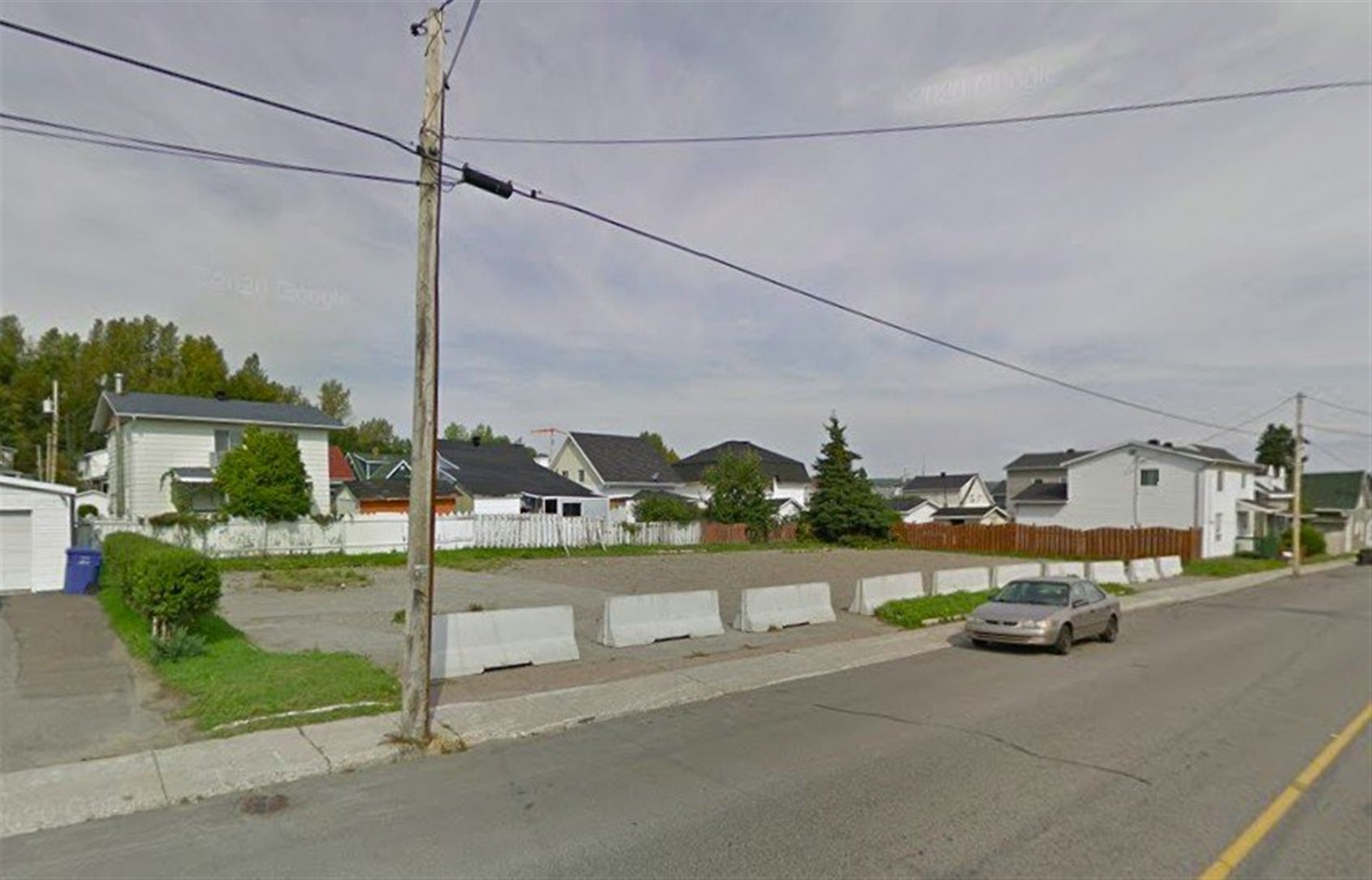 694 Rue St-Paul — photo 3