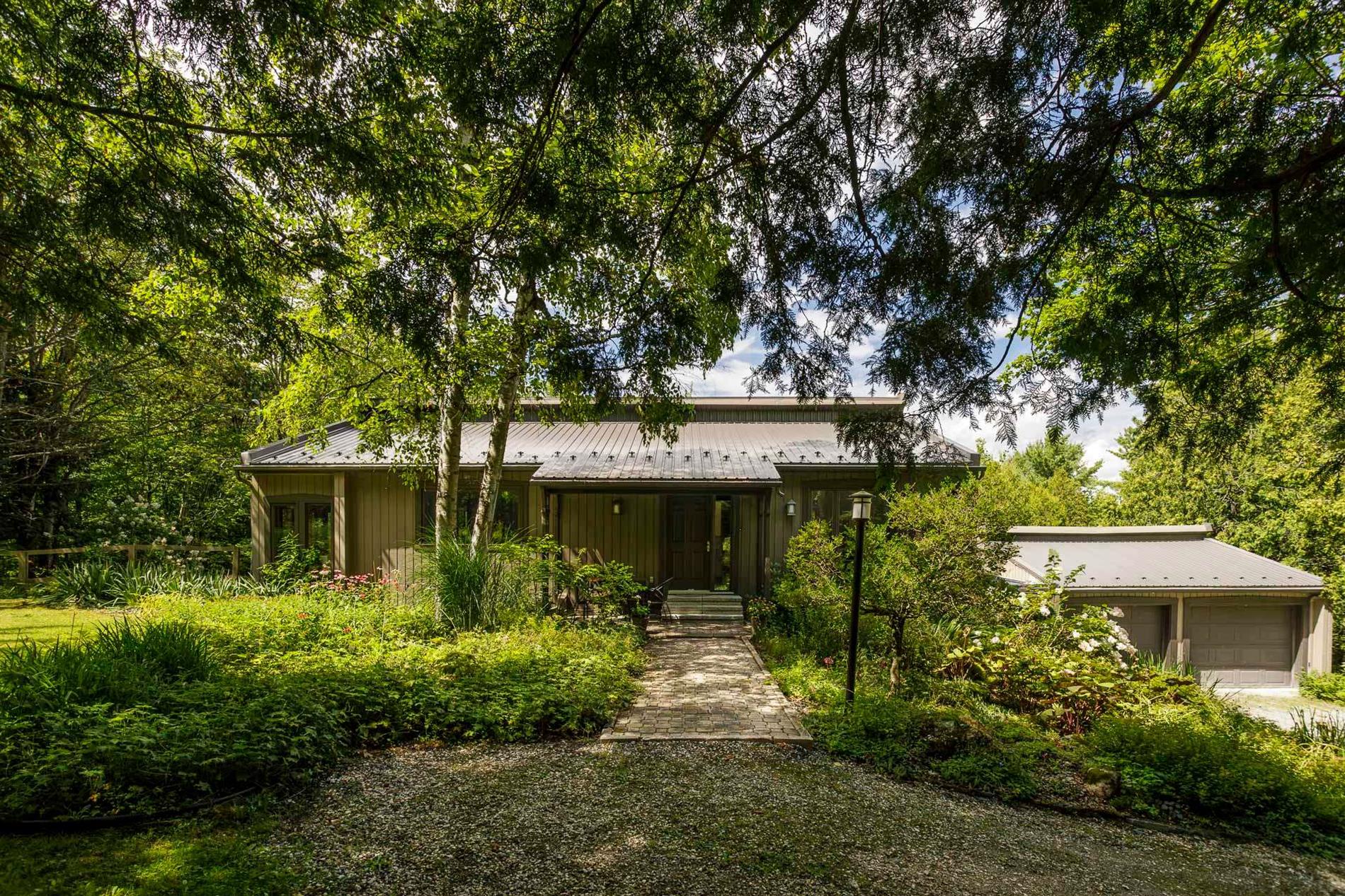 211 Ch. Thomas — photo 1