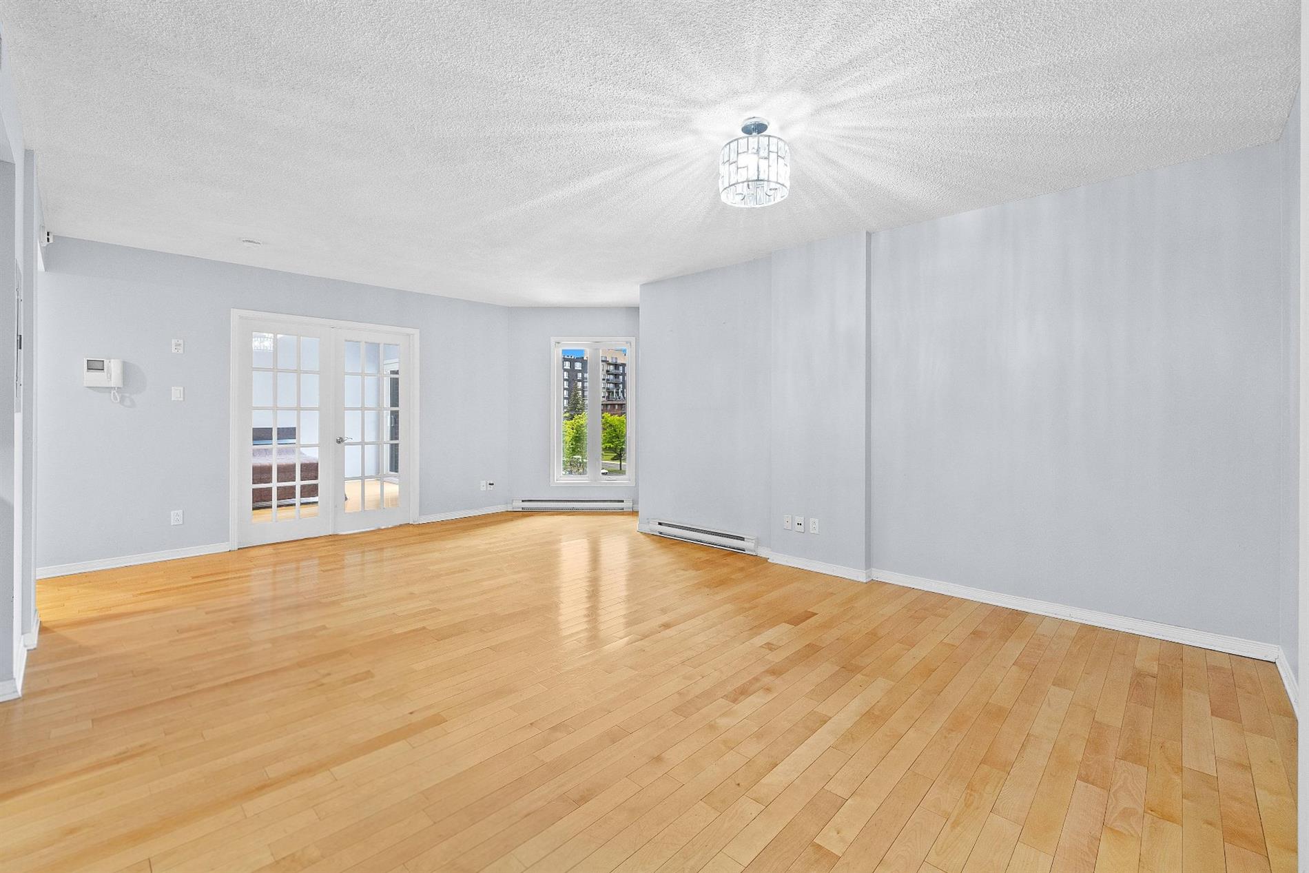 4475 Boul. St-Jean — photo 1