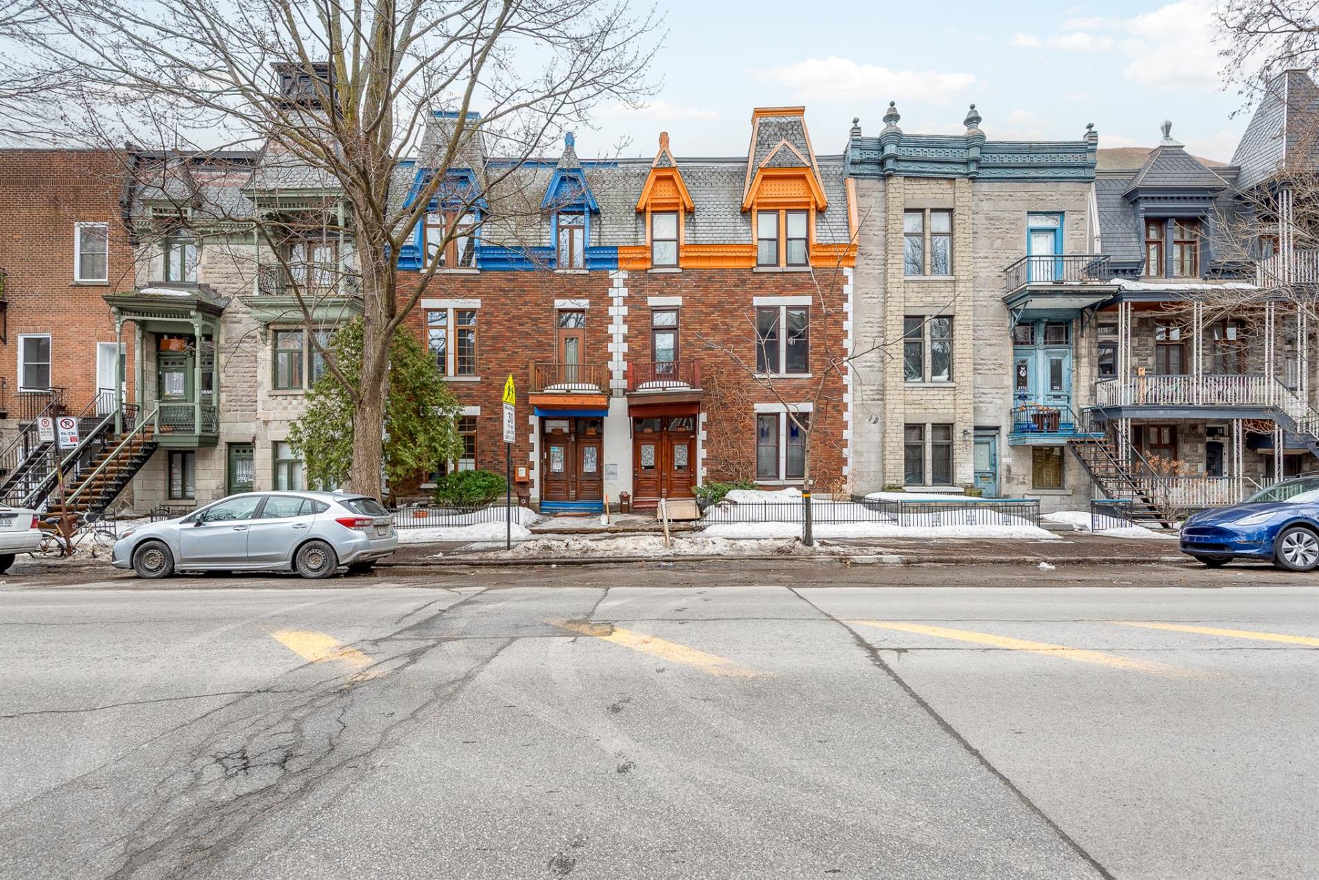 3706A Rue St-Hubert — photo 2