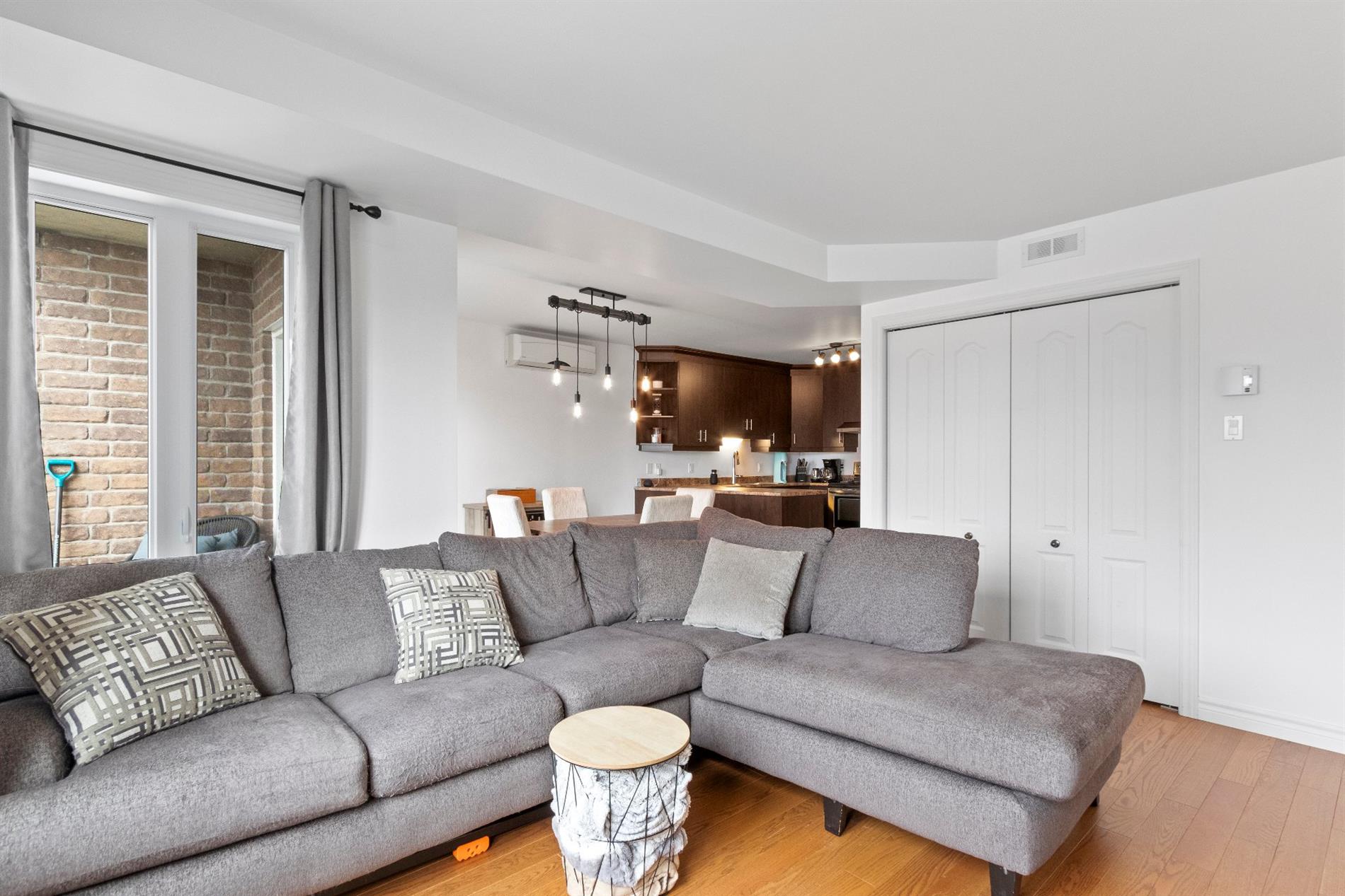 2-17665 Av. du Moulin — photo 3