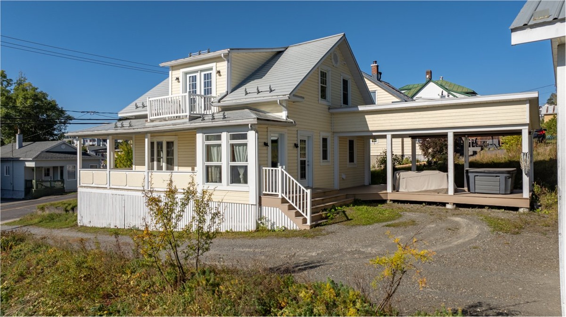 243 Av. Principale — photo 3