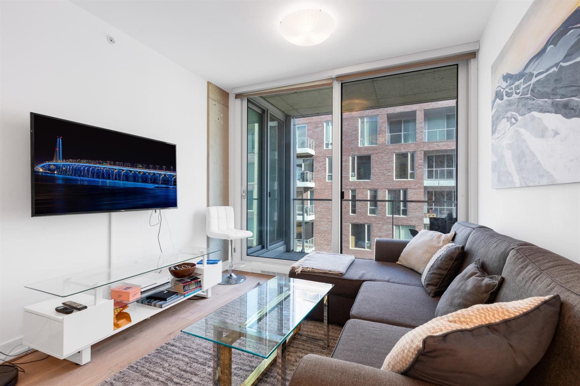 B414-2301 Rue St-Patrick — photo 3
