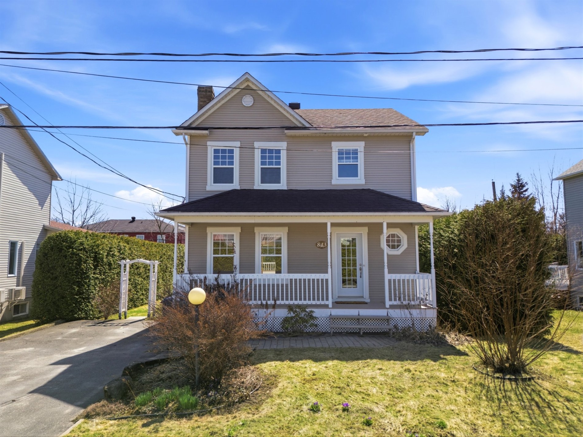 843 Rue Grandmaison — photo 1