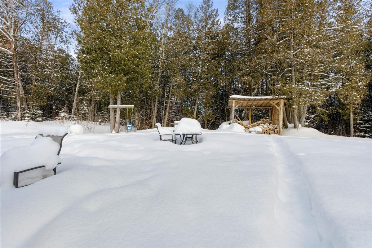 Vue 19 de la propriété réf. 13694104 – 3027-3027A Route 117 J0T 1M0