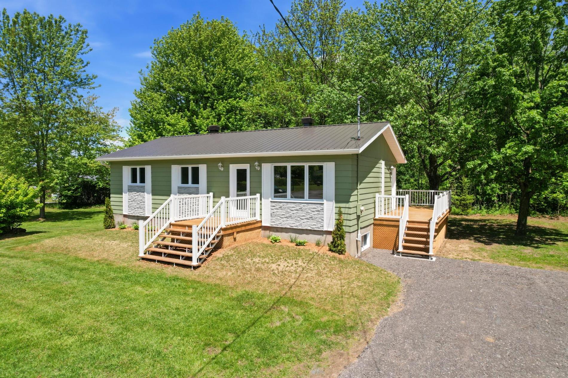2757 Route 201 — photo 1