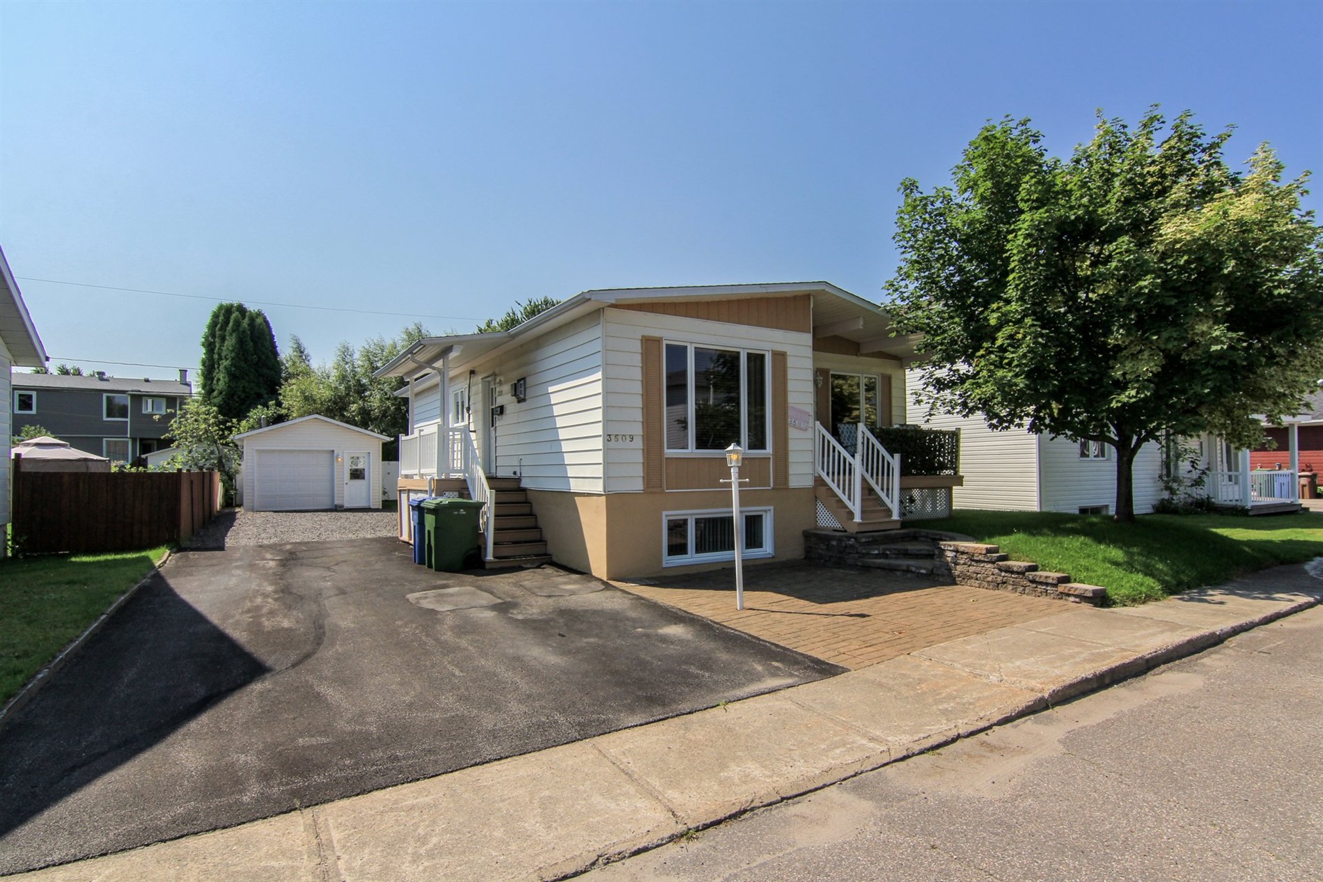 3609-3611 Rue Fortin — photo 1