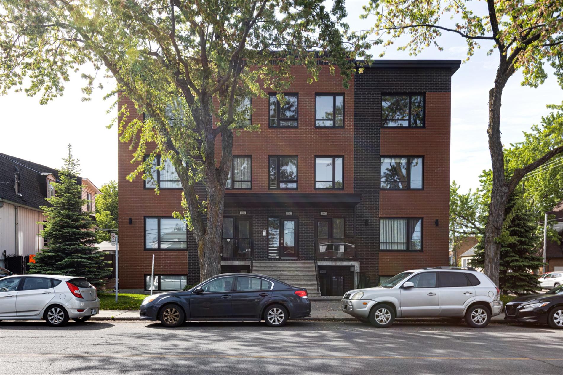 3956 Rue Monselet — photo 1