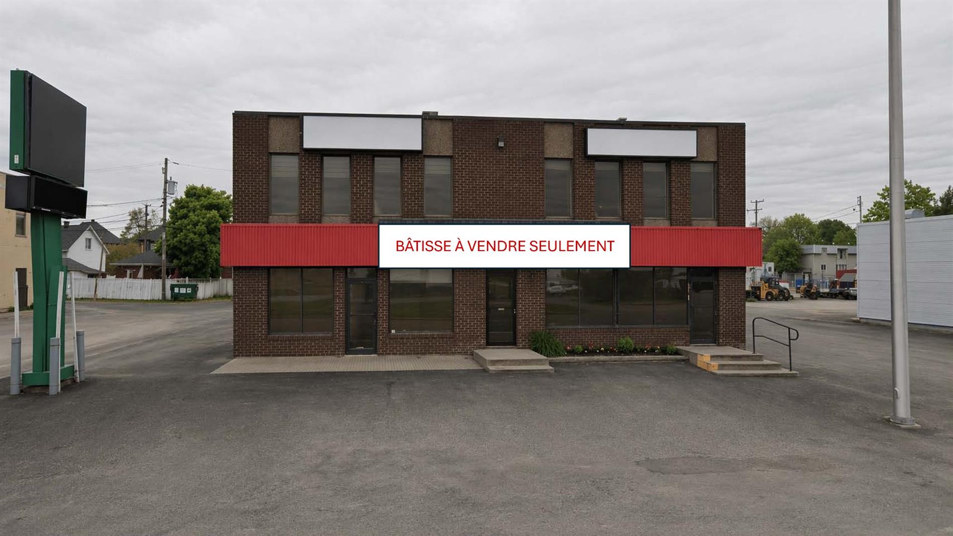 407-409 Boul. des Laurentides — photo 1