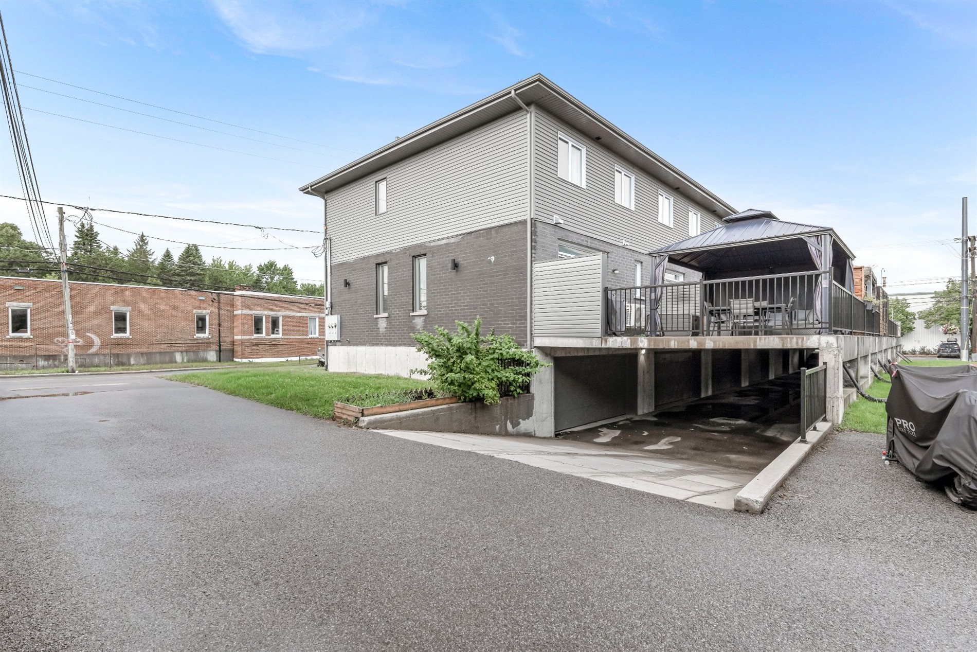 205 Rue St-André — photo 3