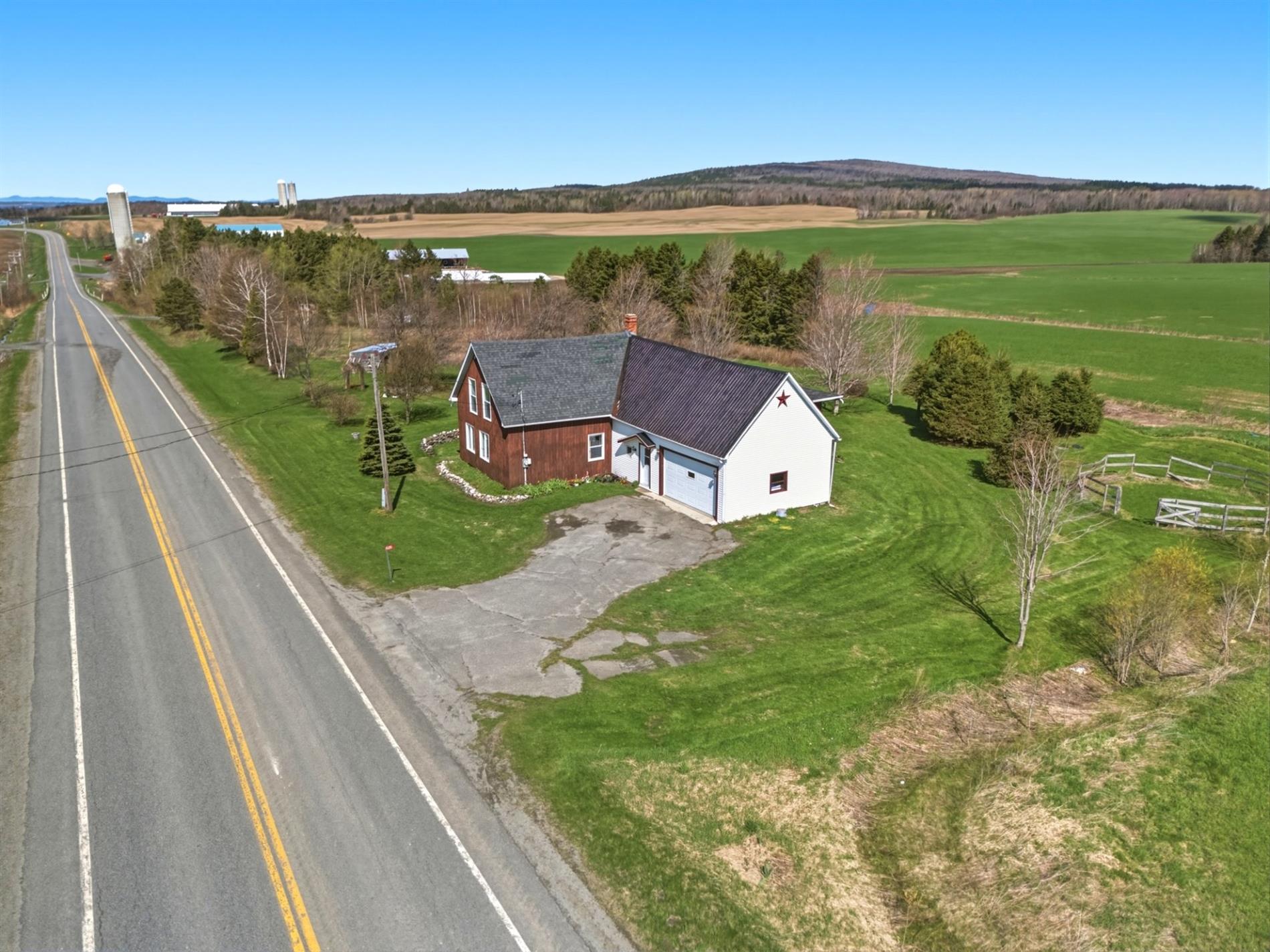 629Z Route 251 — photo 3