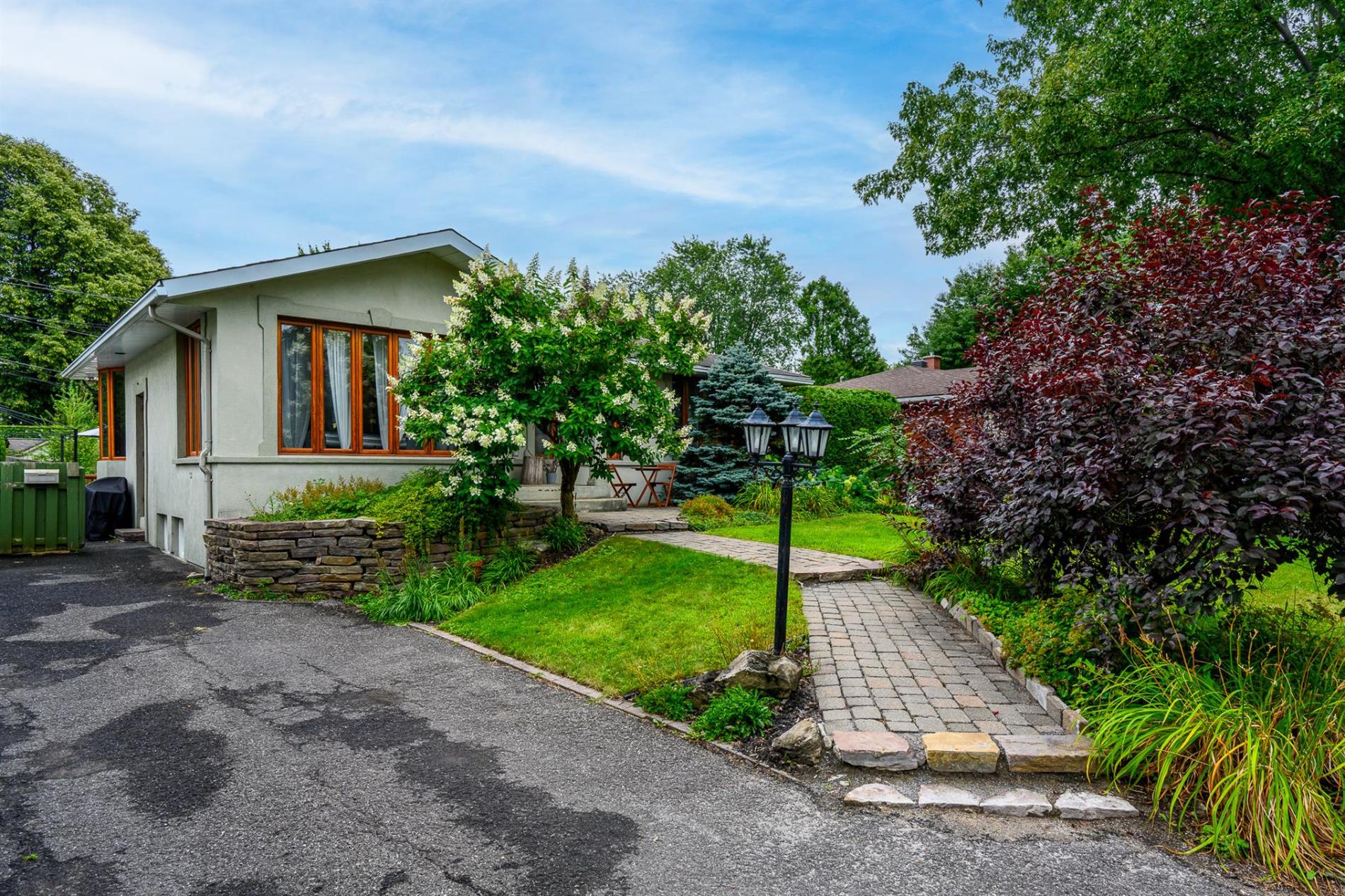 256 Rue Martigny — photo 3