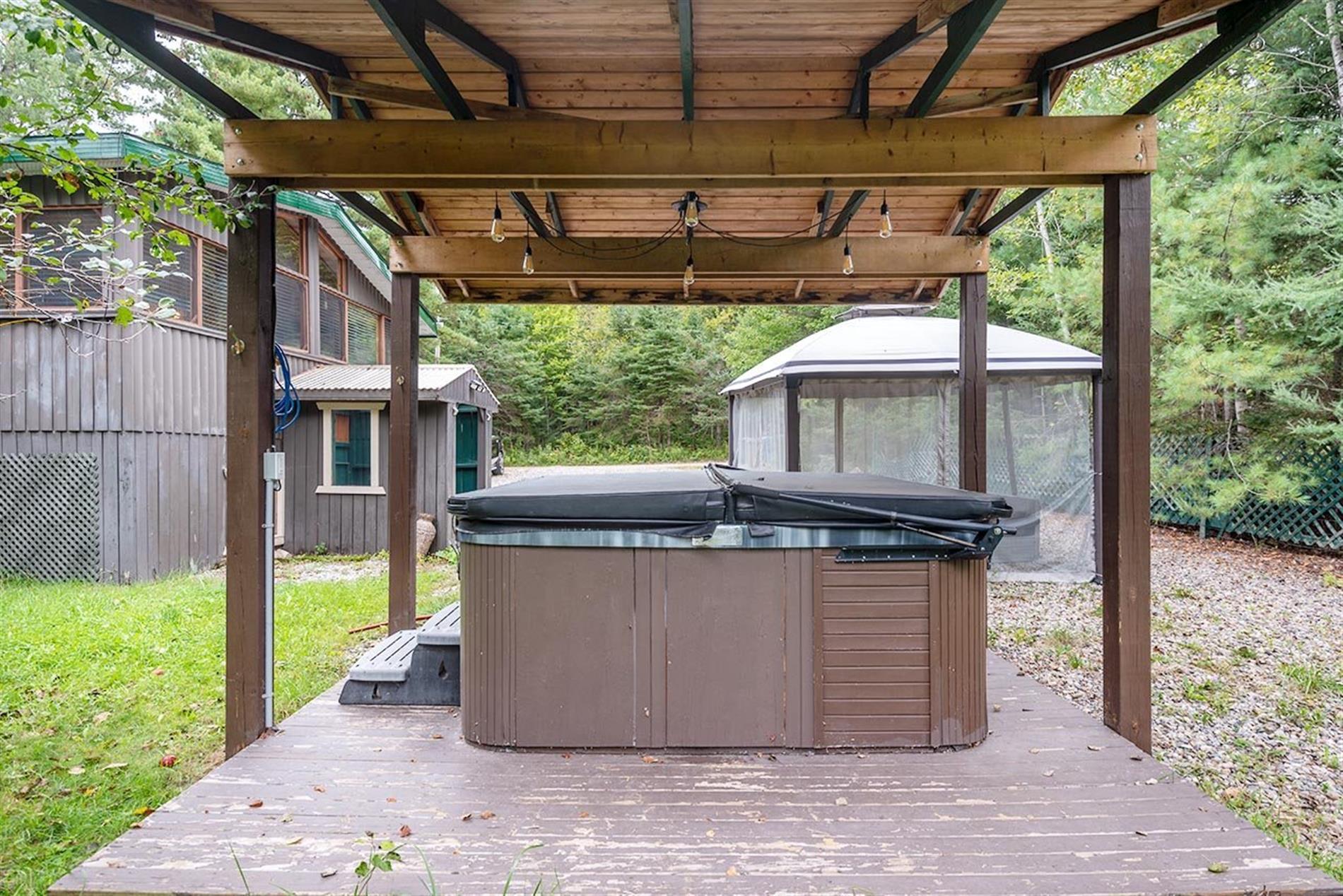 1590 Rue Garon — photo 3