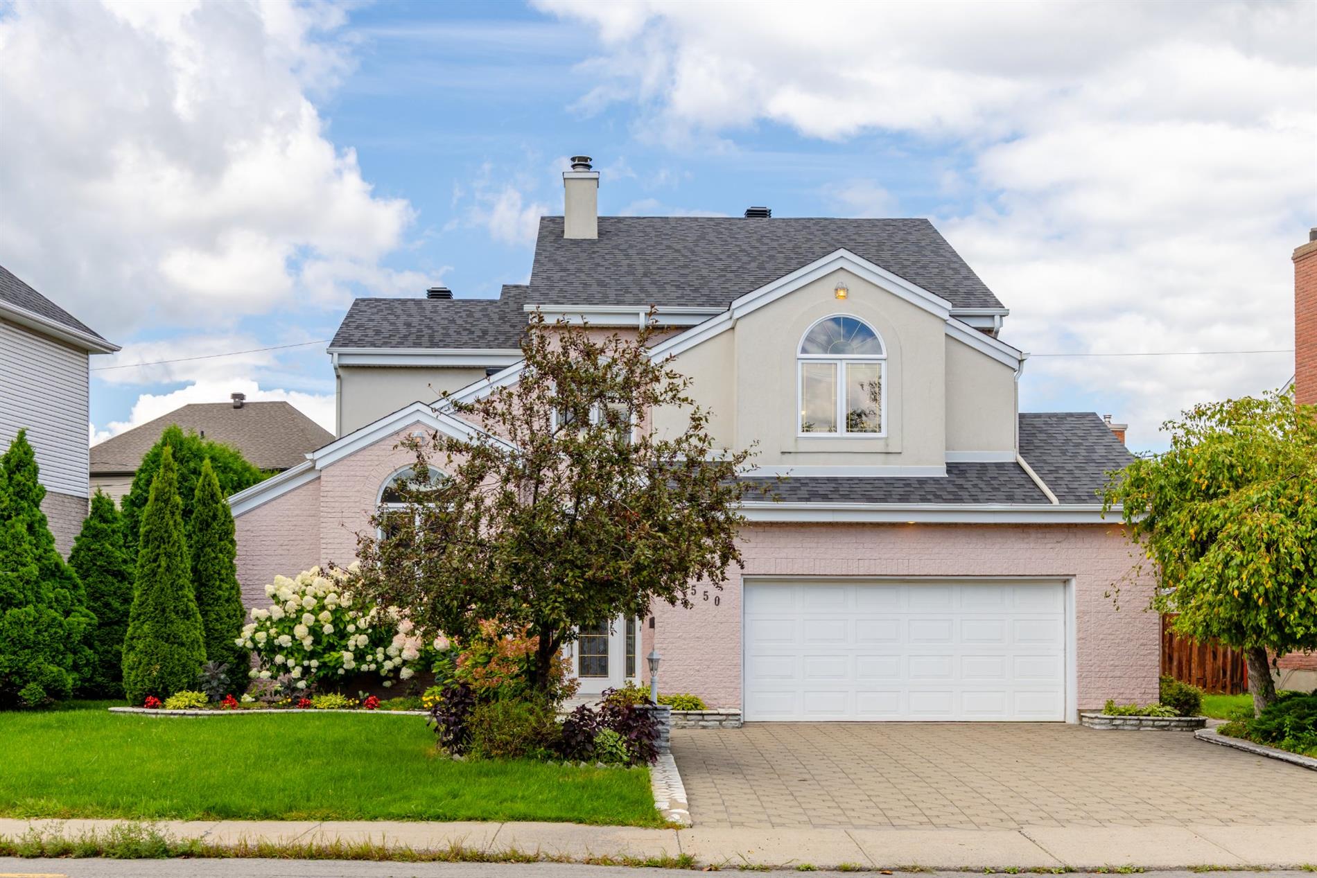 8550 Av. Oregon — photo 3