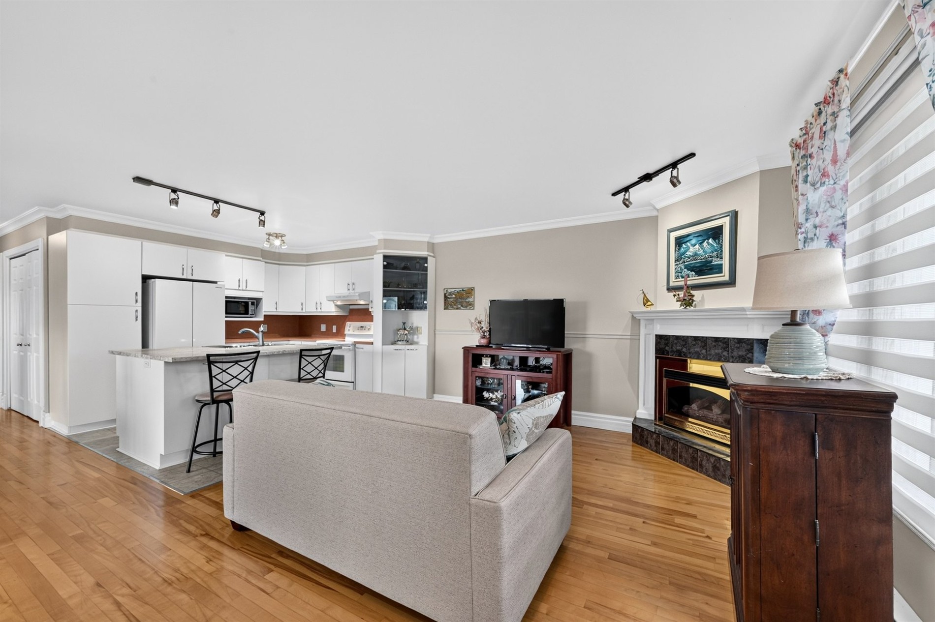 2-222 Rue Ellice — photo 3