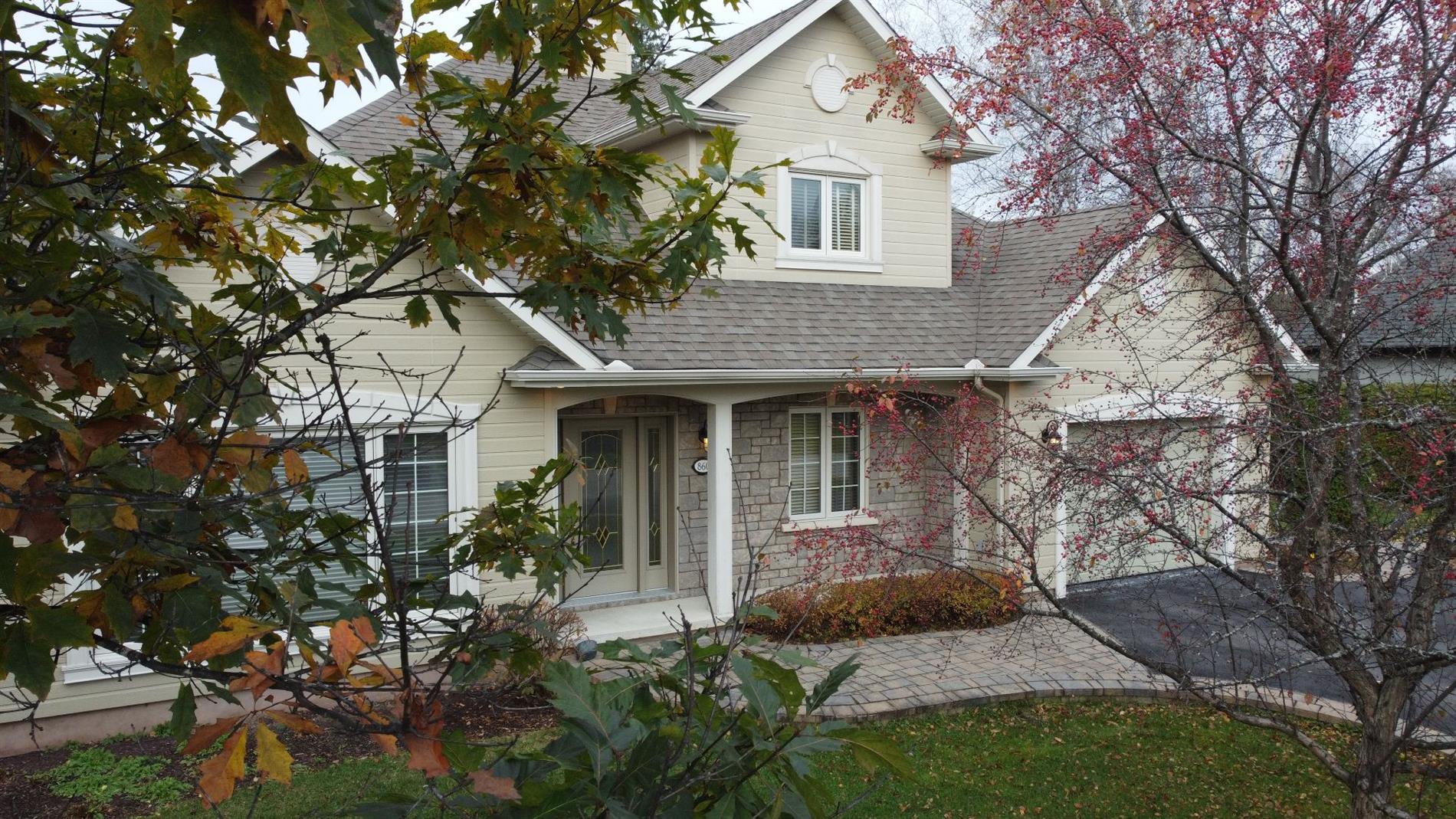 860 Rue des Algonquins — photo 1