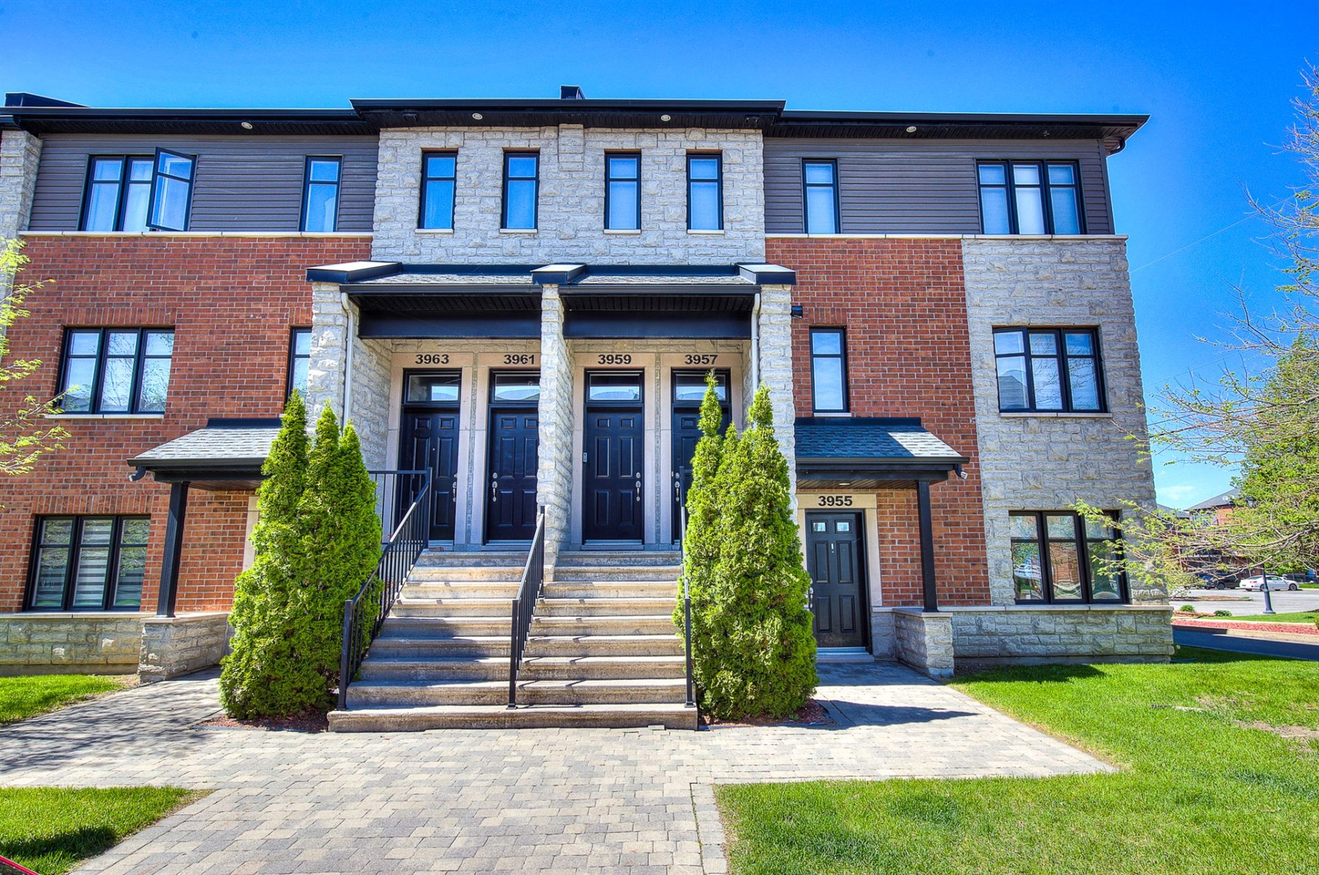 3957 Rue Antoine-Bedwani — photo 1