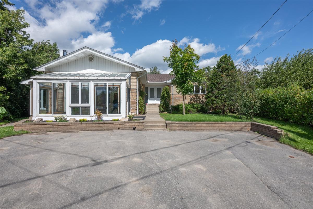 Maison de plain-pied Laval (Saint-Vincent-de-Paul)