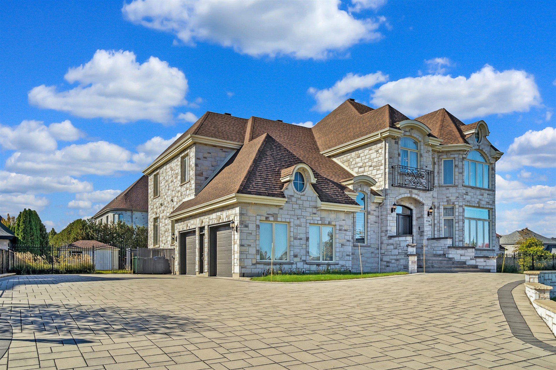 7788 Av. de Lugano — photo 3