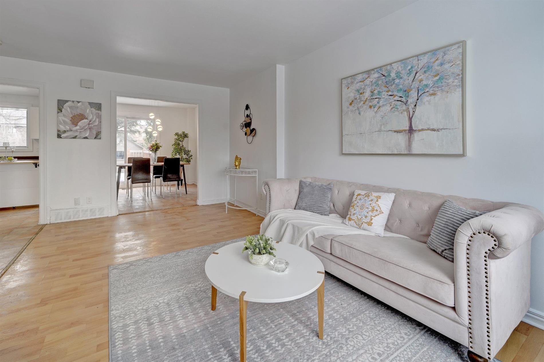 8015 Rue Nehru — photo 1