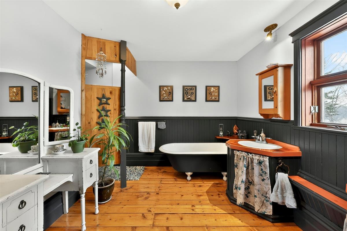 Photo 23