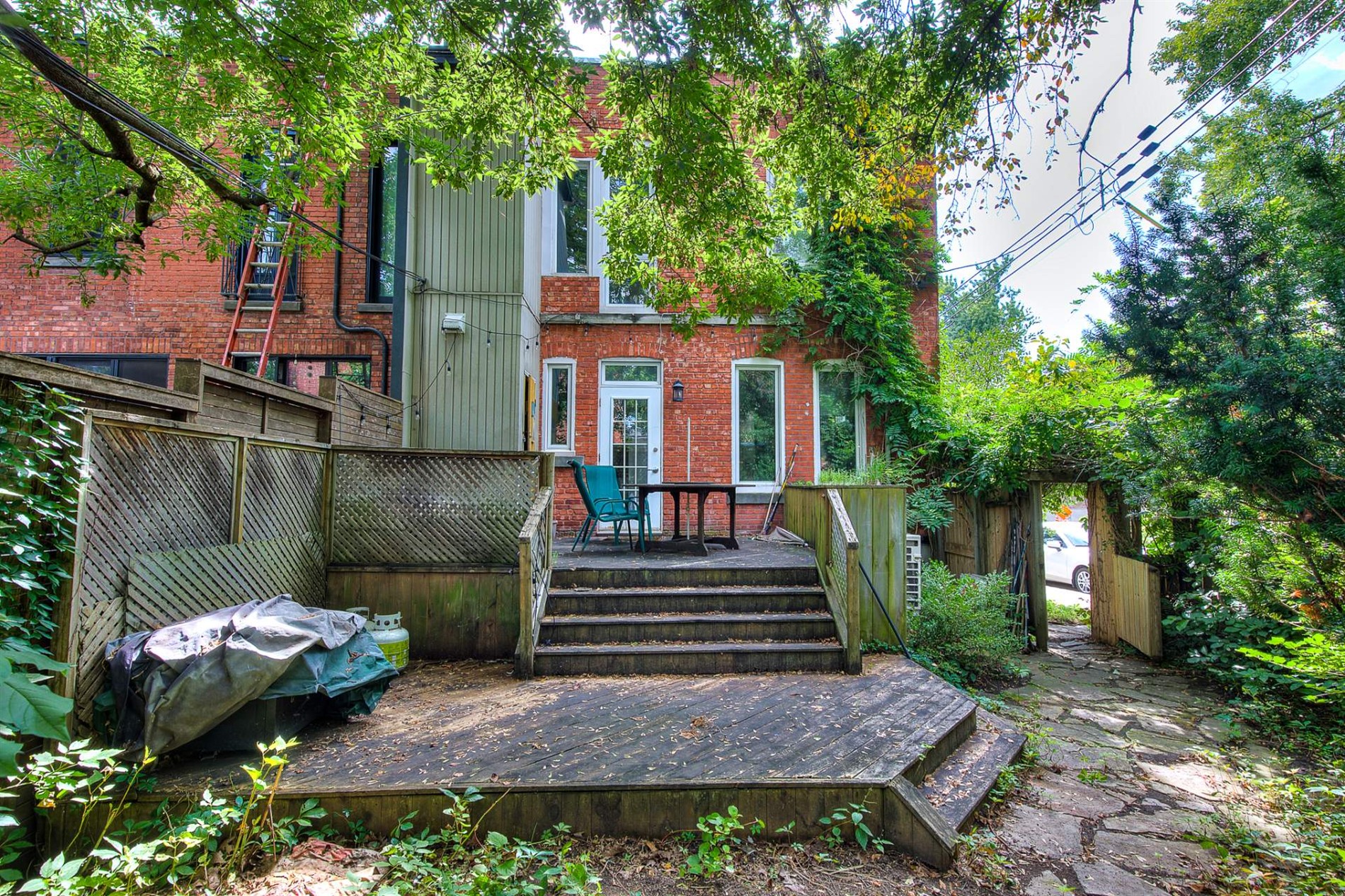 5687 Ch. de la Côte-St-Antoine — photo 2