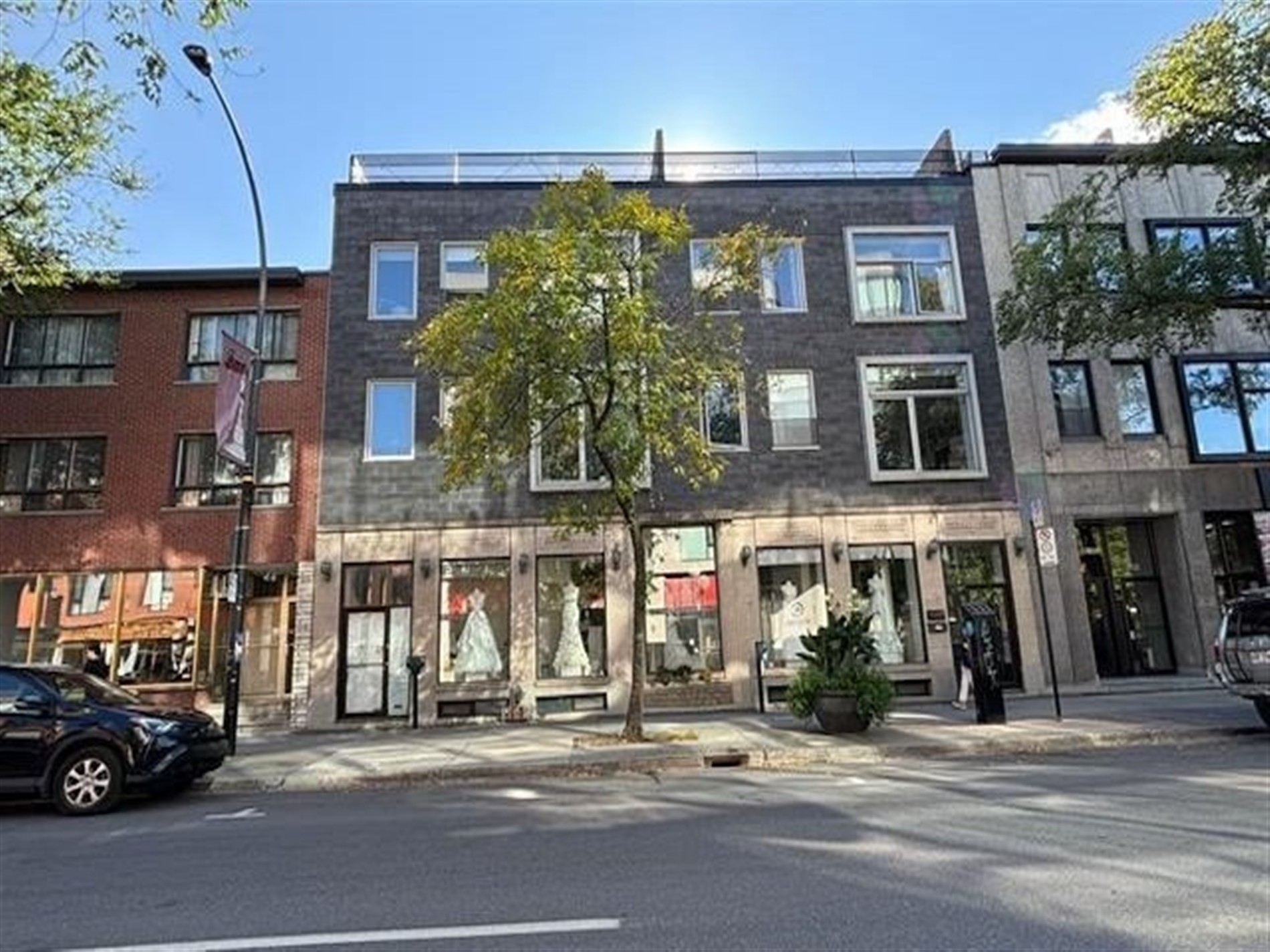 7150-7152 Boul. St-Laurent — photo 1