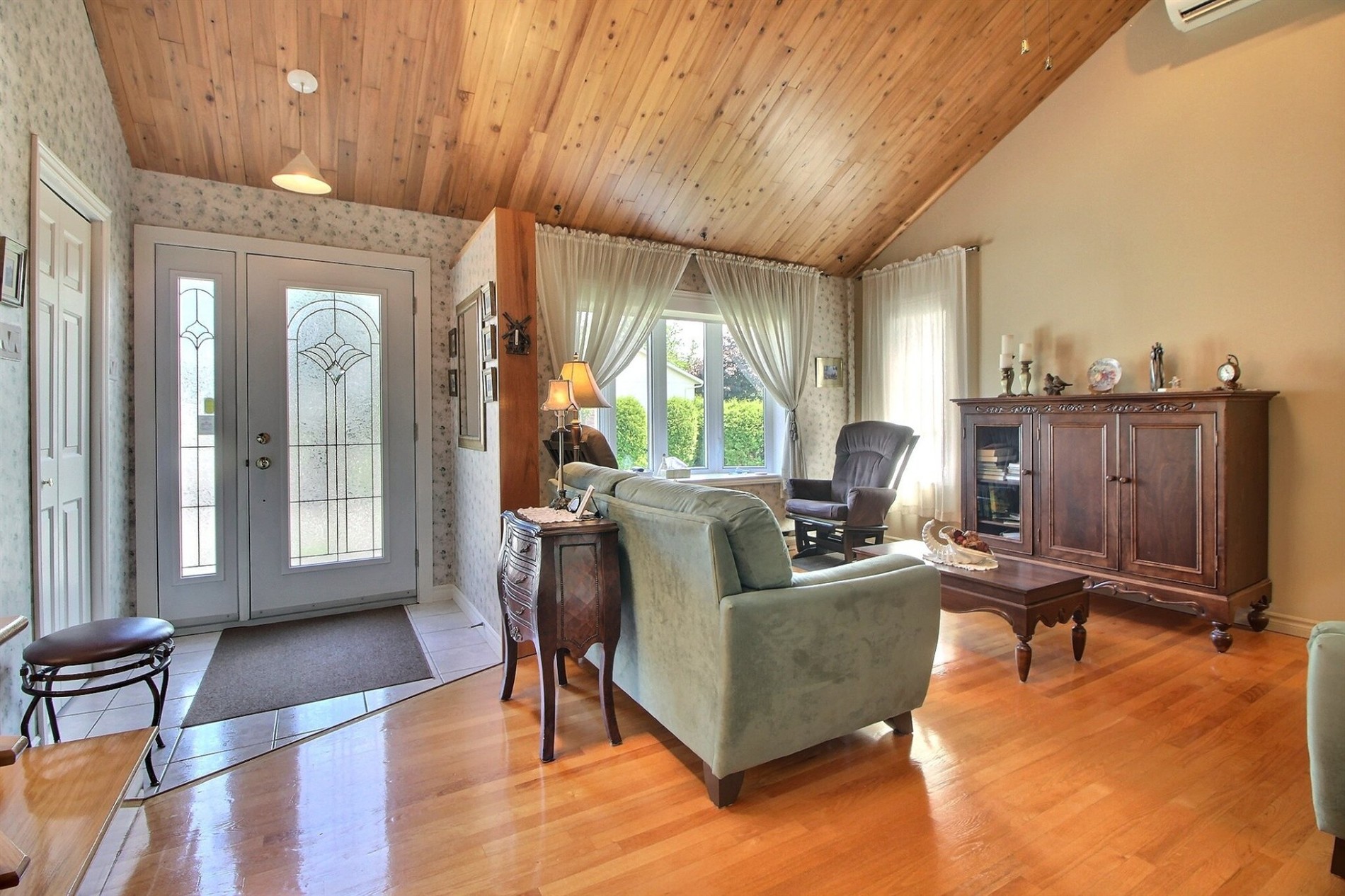 1960 Av. Albert-Dufresne — photo 3