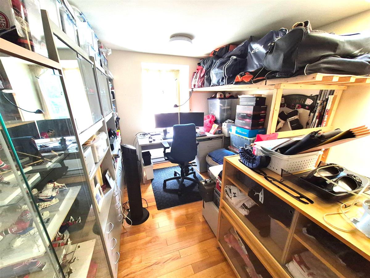 Photo 11