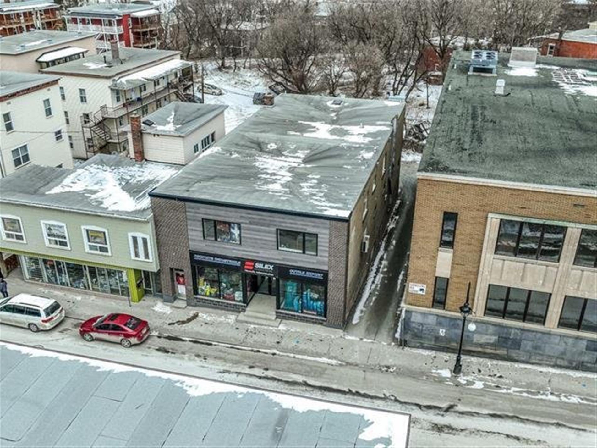 400-402 Rue Alexandre — photo 3