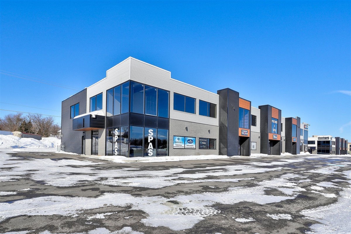 Commercial rental space / Office - 174 Rue Lescarbeault, Saint-Alexis