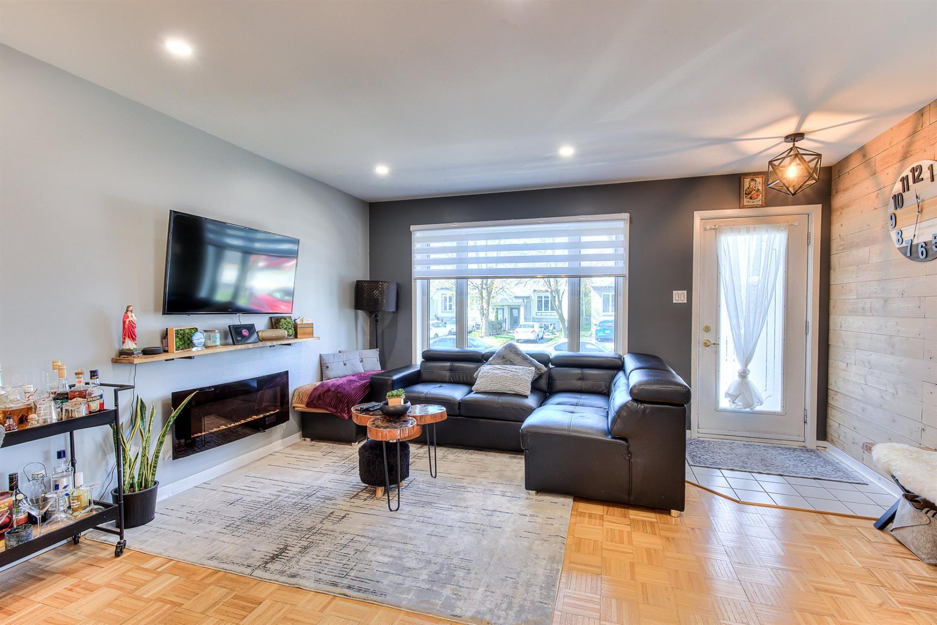 71 Av. des Laurentides — photo 3