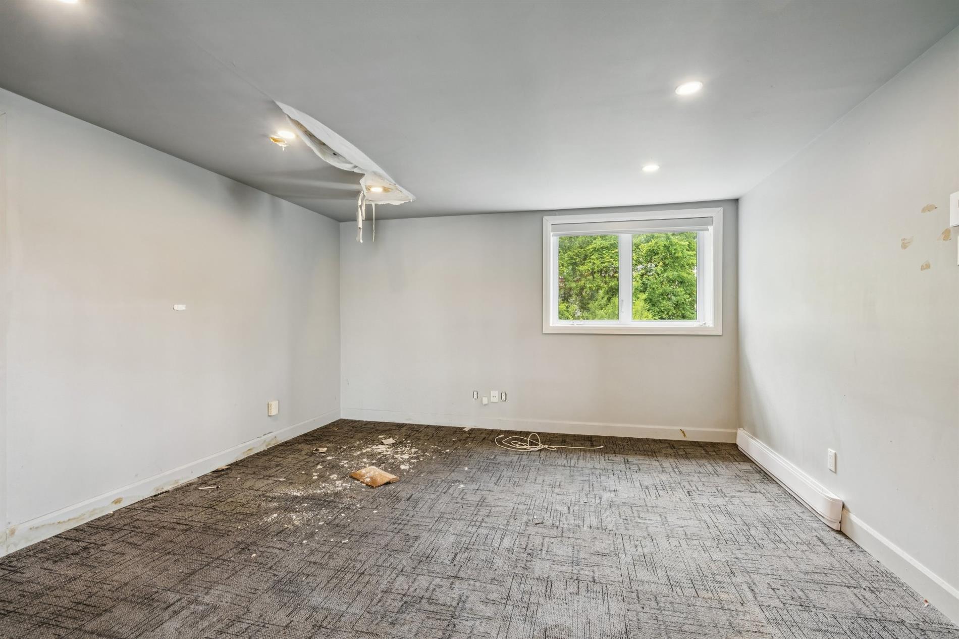 3060 Boul. Hébert — photo 3