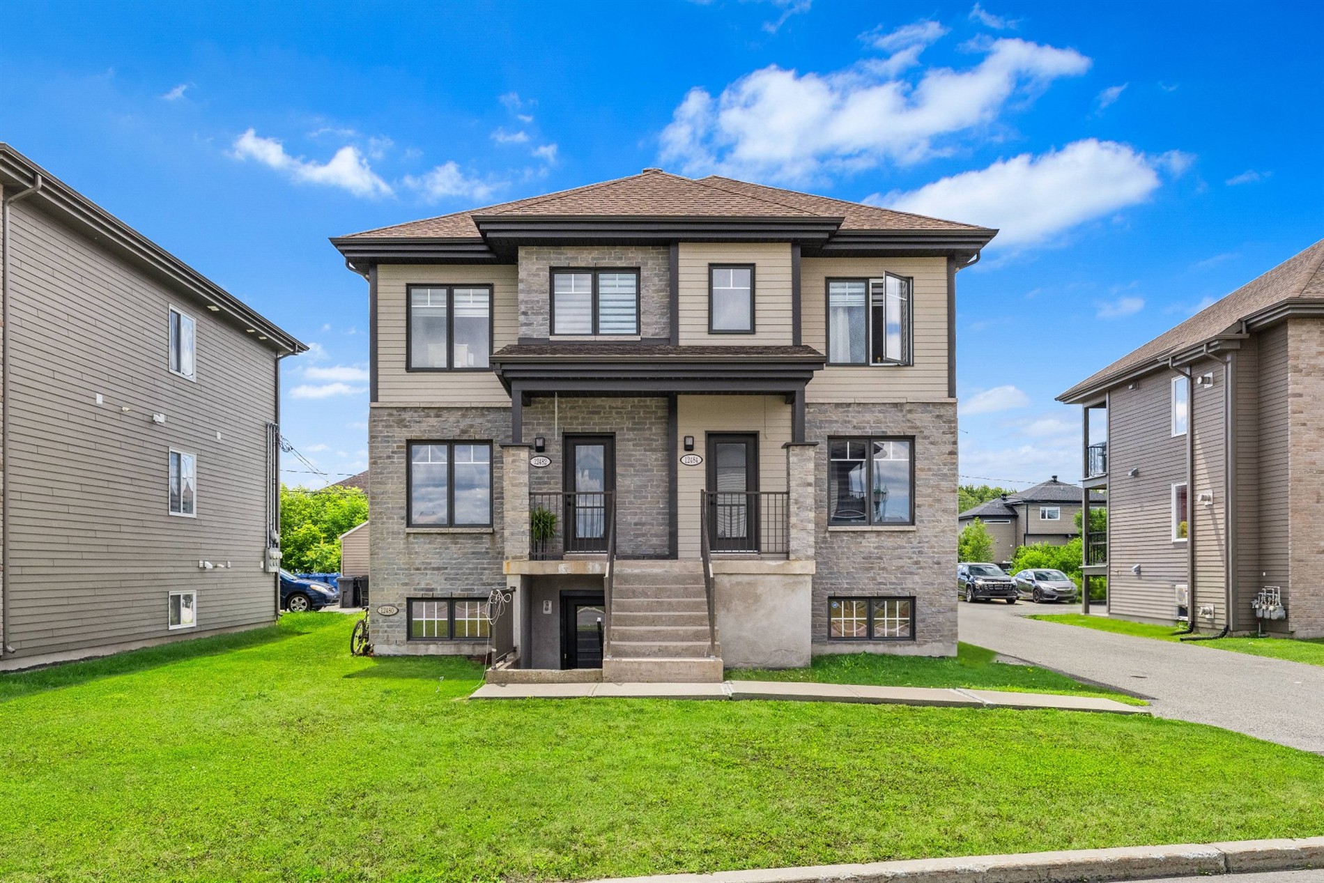 12480-12484 Rue du Docteur-Pierre-Z.-Mignault — photo 1