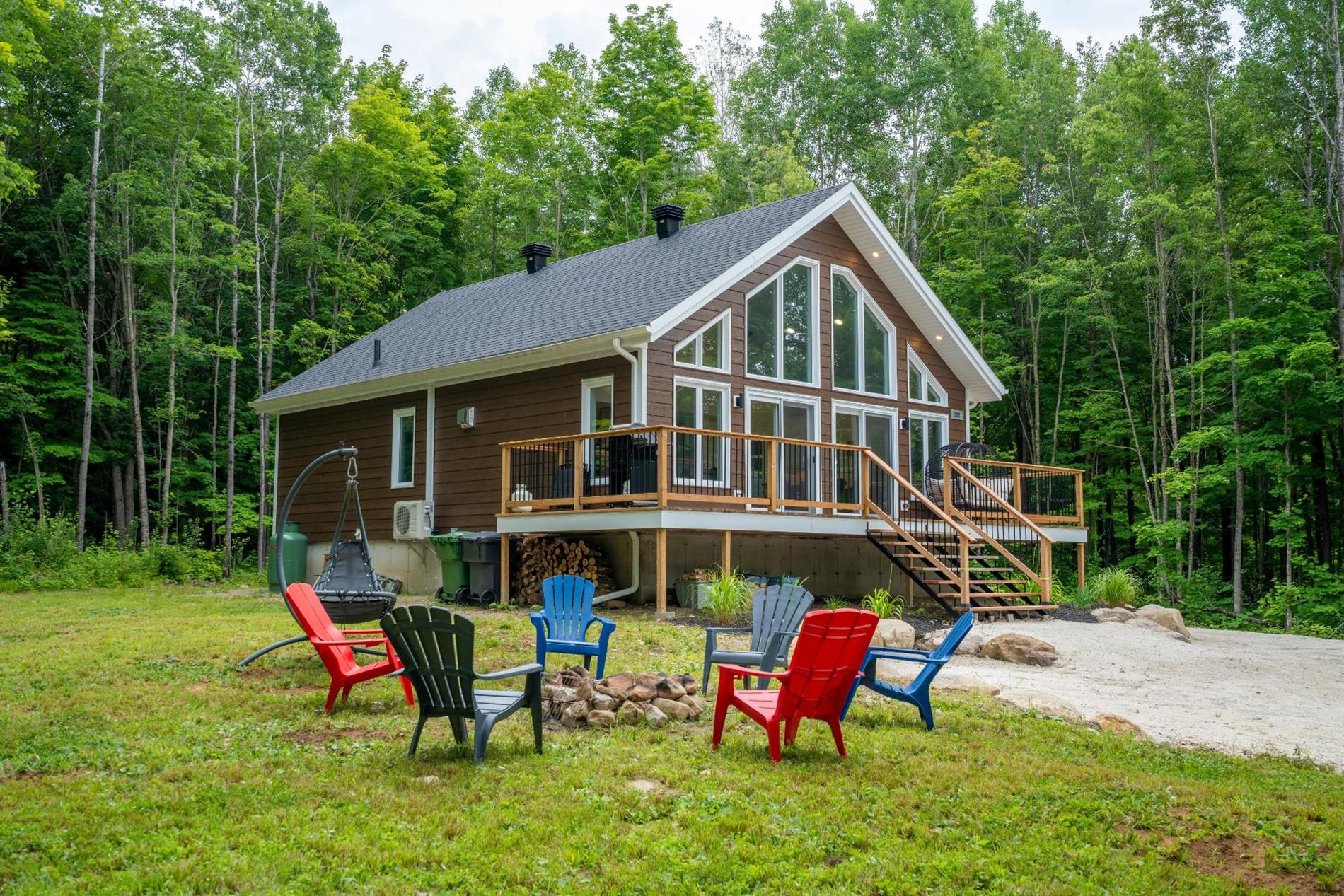 232 Ch. du Pavillon-Kanata — photo 1