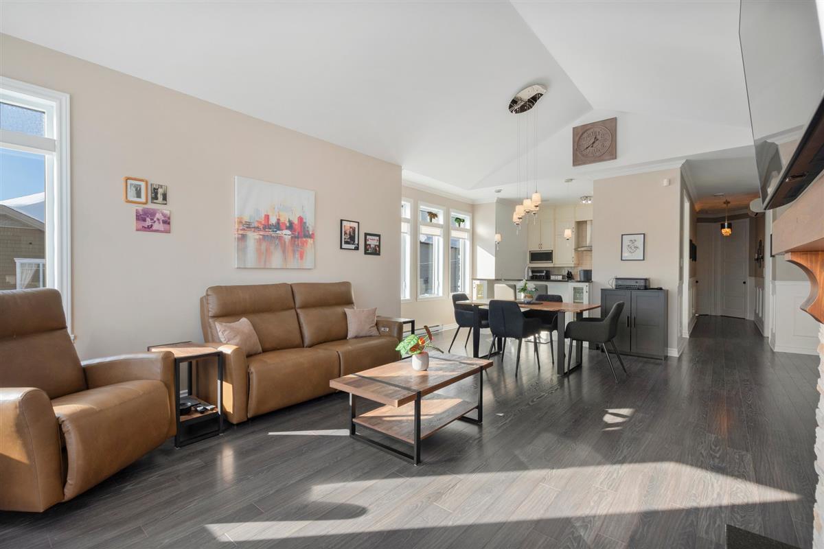 Vue 3 de la propriété réf. 13655426 – 564 Boul. de La Salette J5L 0C5