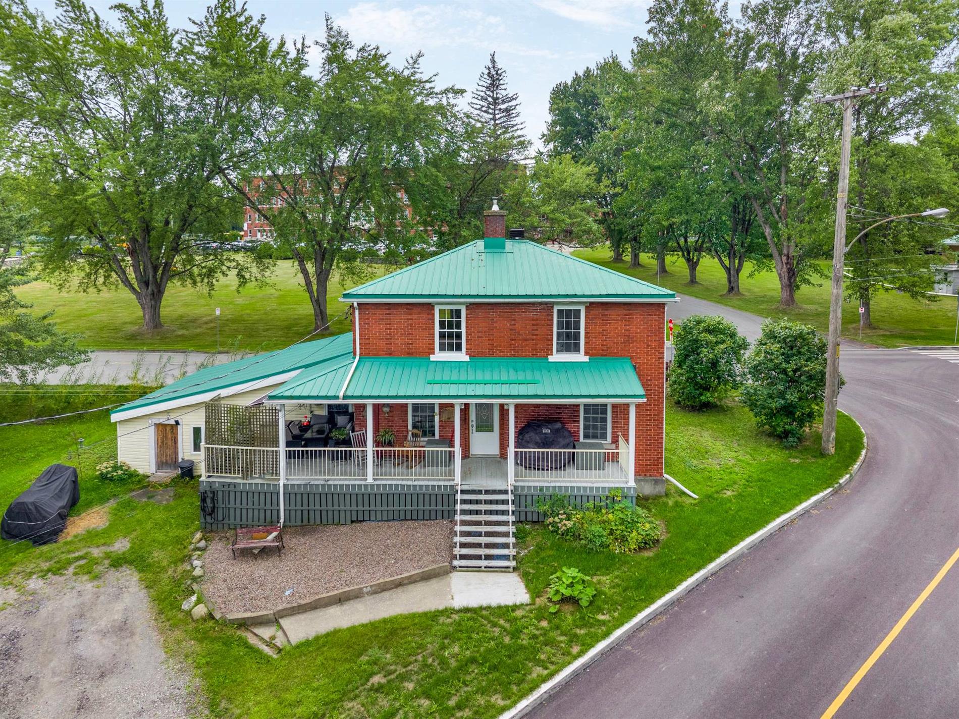 210 Rue du Curé-LaRocque — photo 2