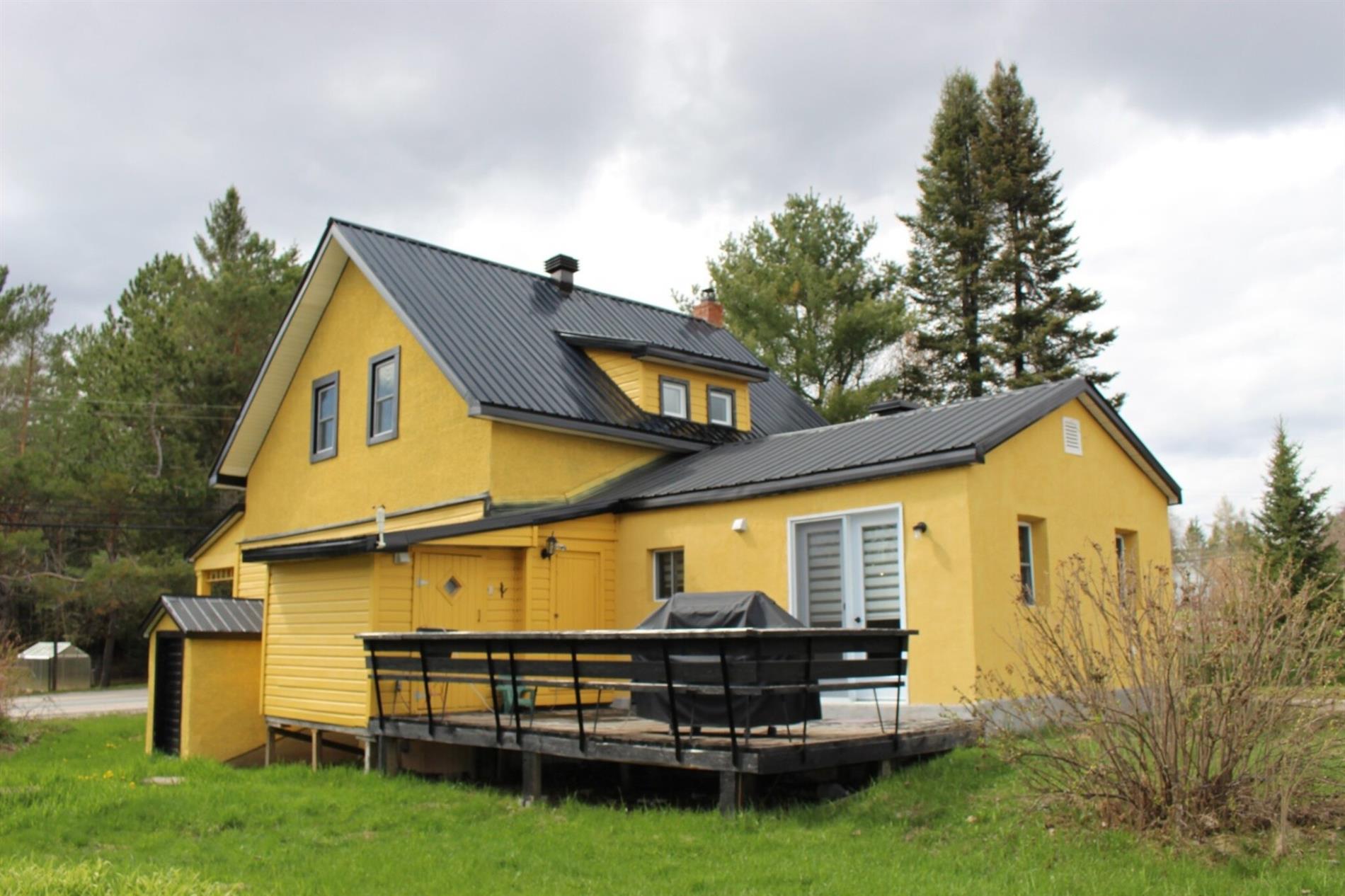 231 Route 107 — photo 2