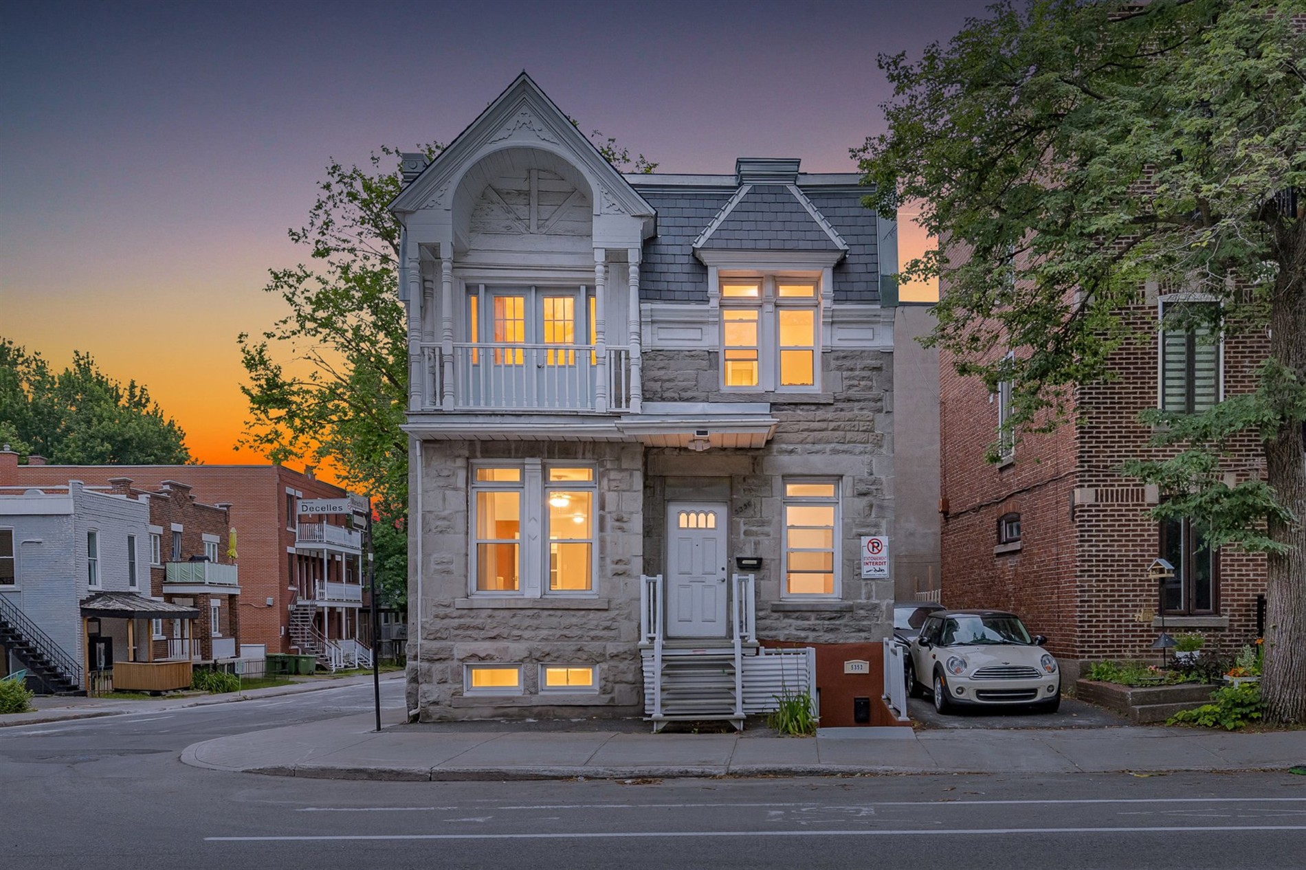 5350-5352 Av. Decelles — photo 1
