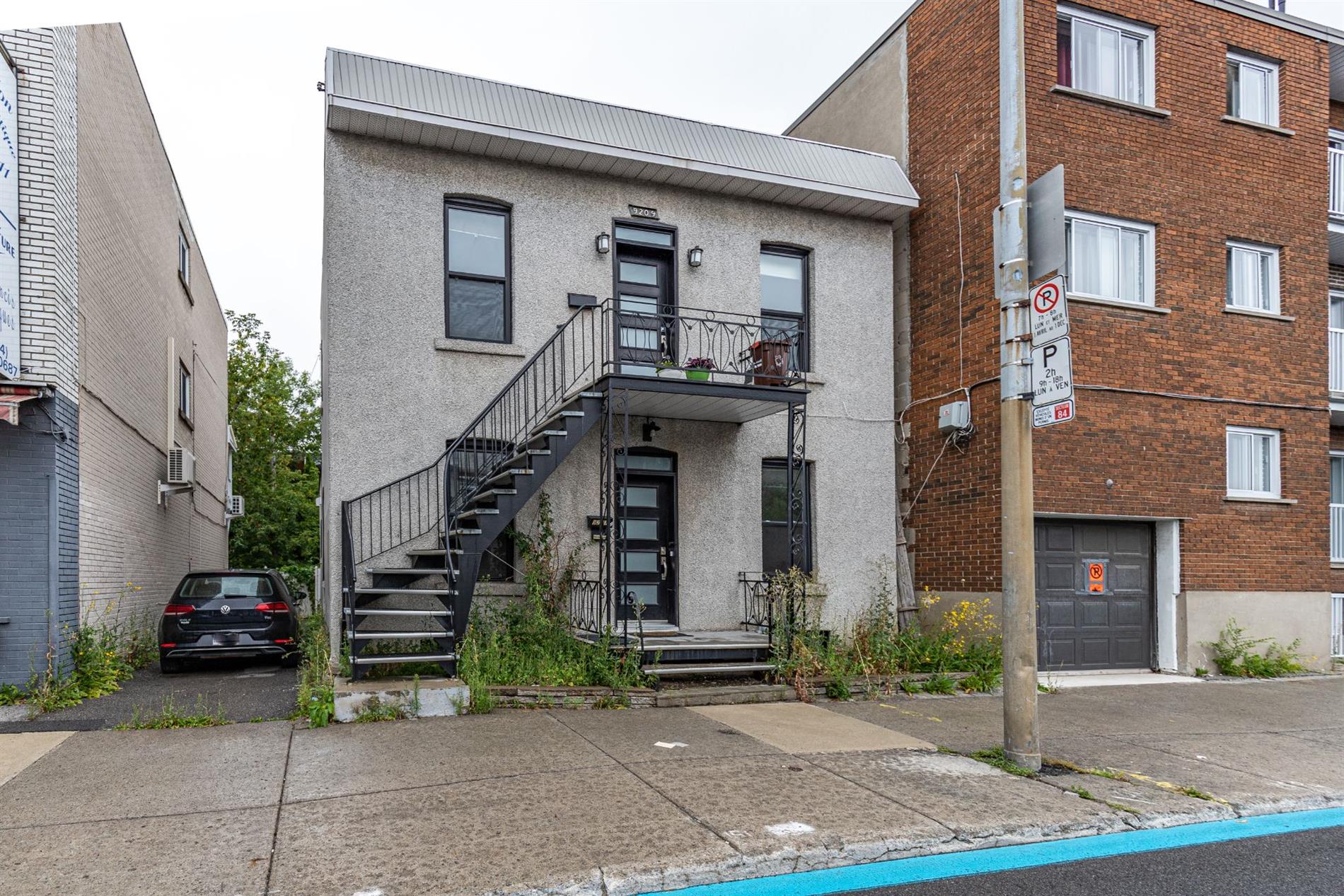9207-9209 Rue Lajeunesse — photo 1