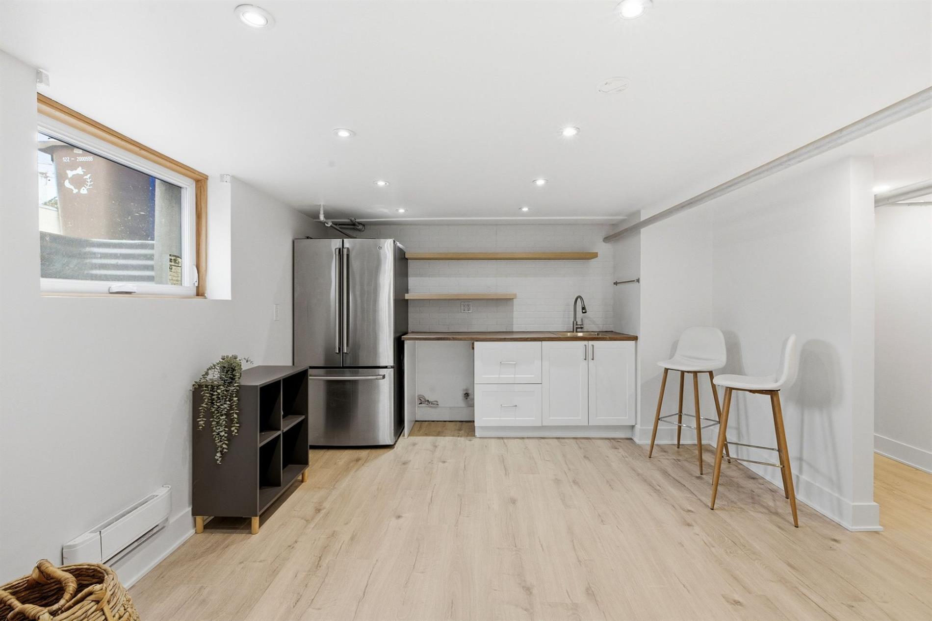 A-655 Av. Victoria — photo 3