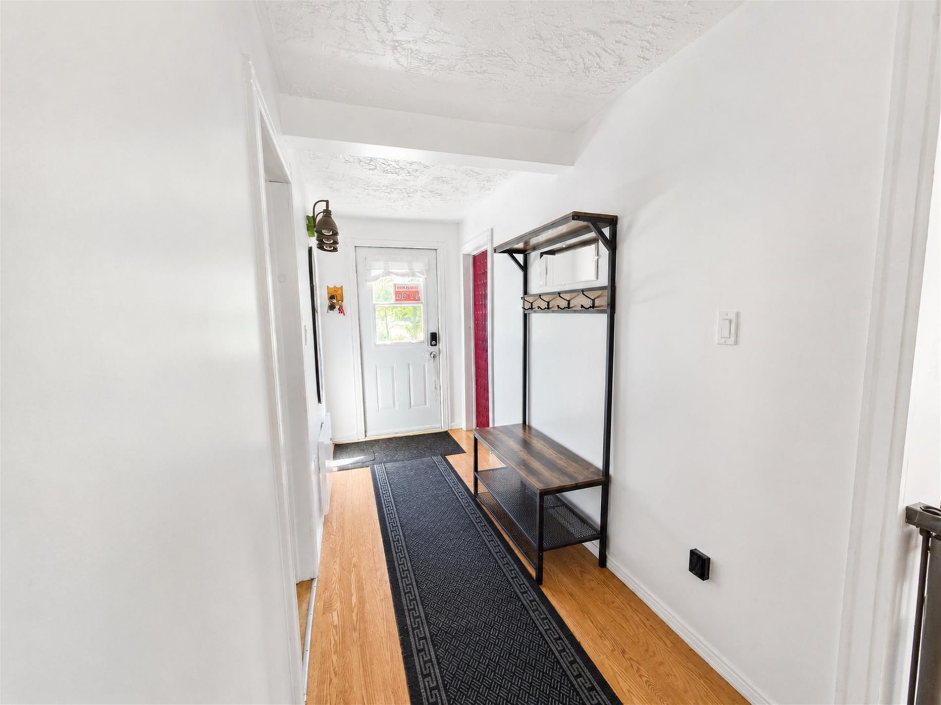 4727 Av. Larivière — photo 2