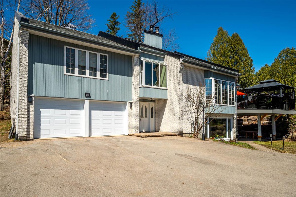 Split-level - 541 Rue Principale, Saint-Sauveur
