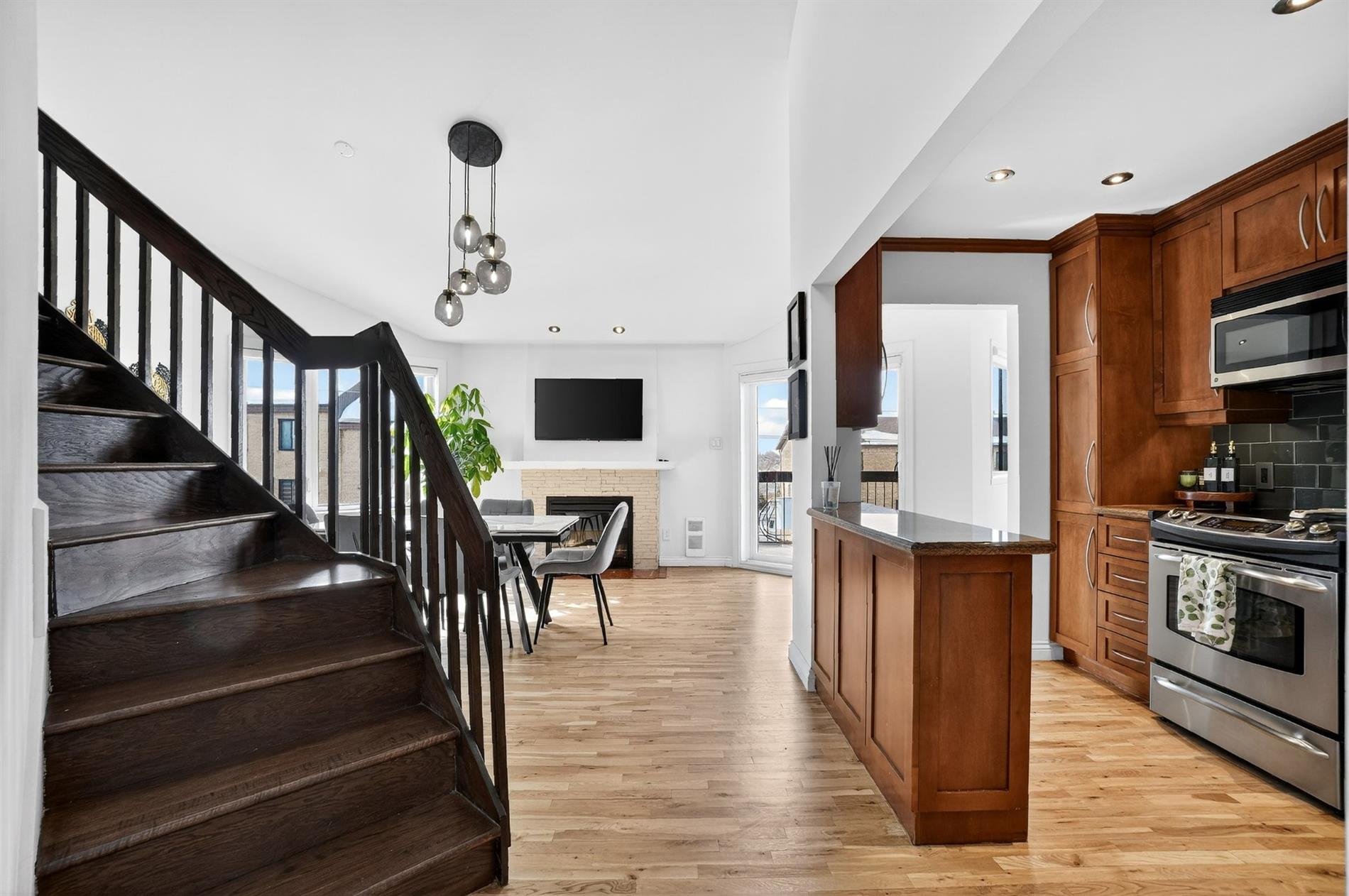 302-2020 Rue de Magenta — photo 3