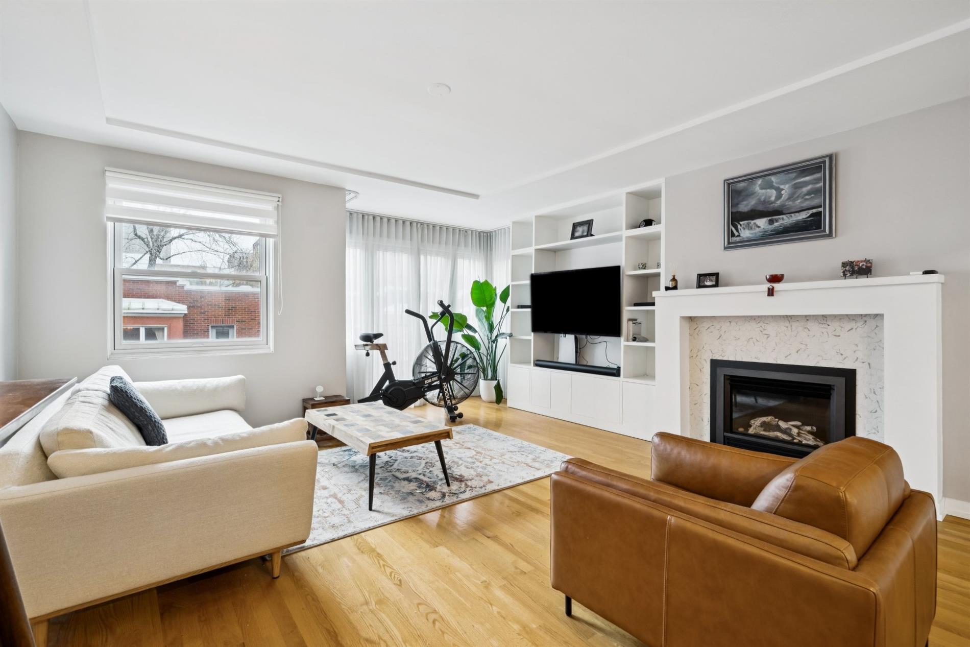 1265 Rue Ste-Élisabeth — photo 1