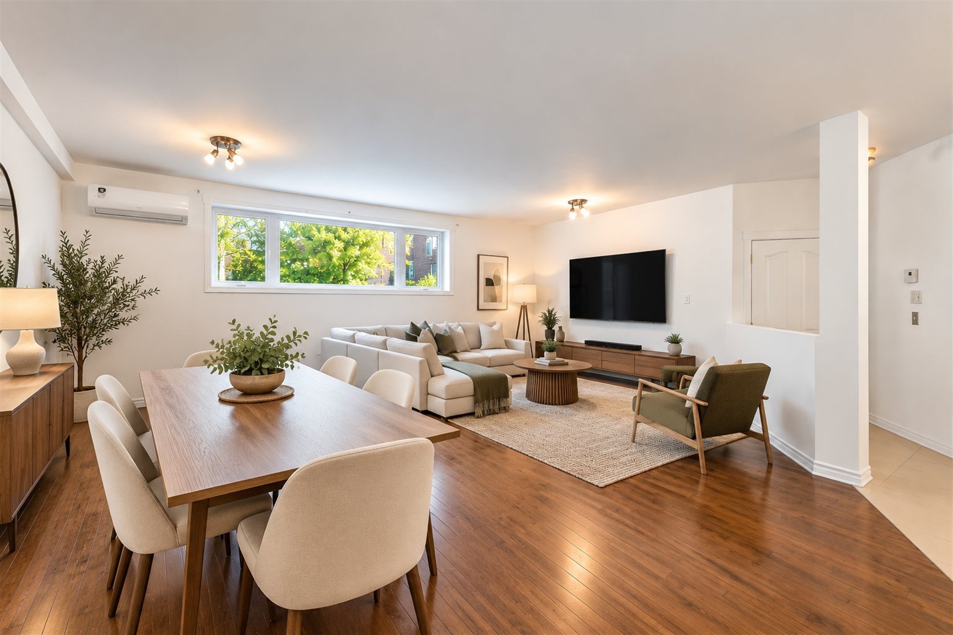 2470 Rue Logan — photo 3