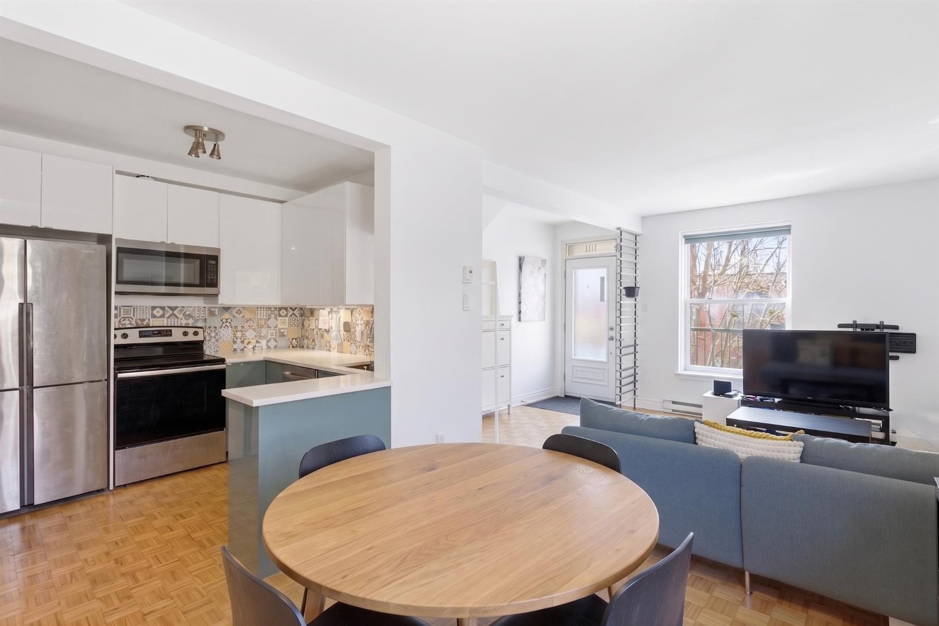 1041 Rue St-Philippe — photo 1