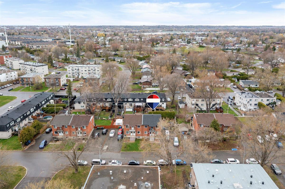 Vue 38 de la propriété réf. 23758572 – 277-279 Rue de Pierrefontaine J7G 1Y1