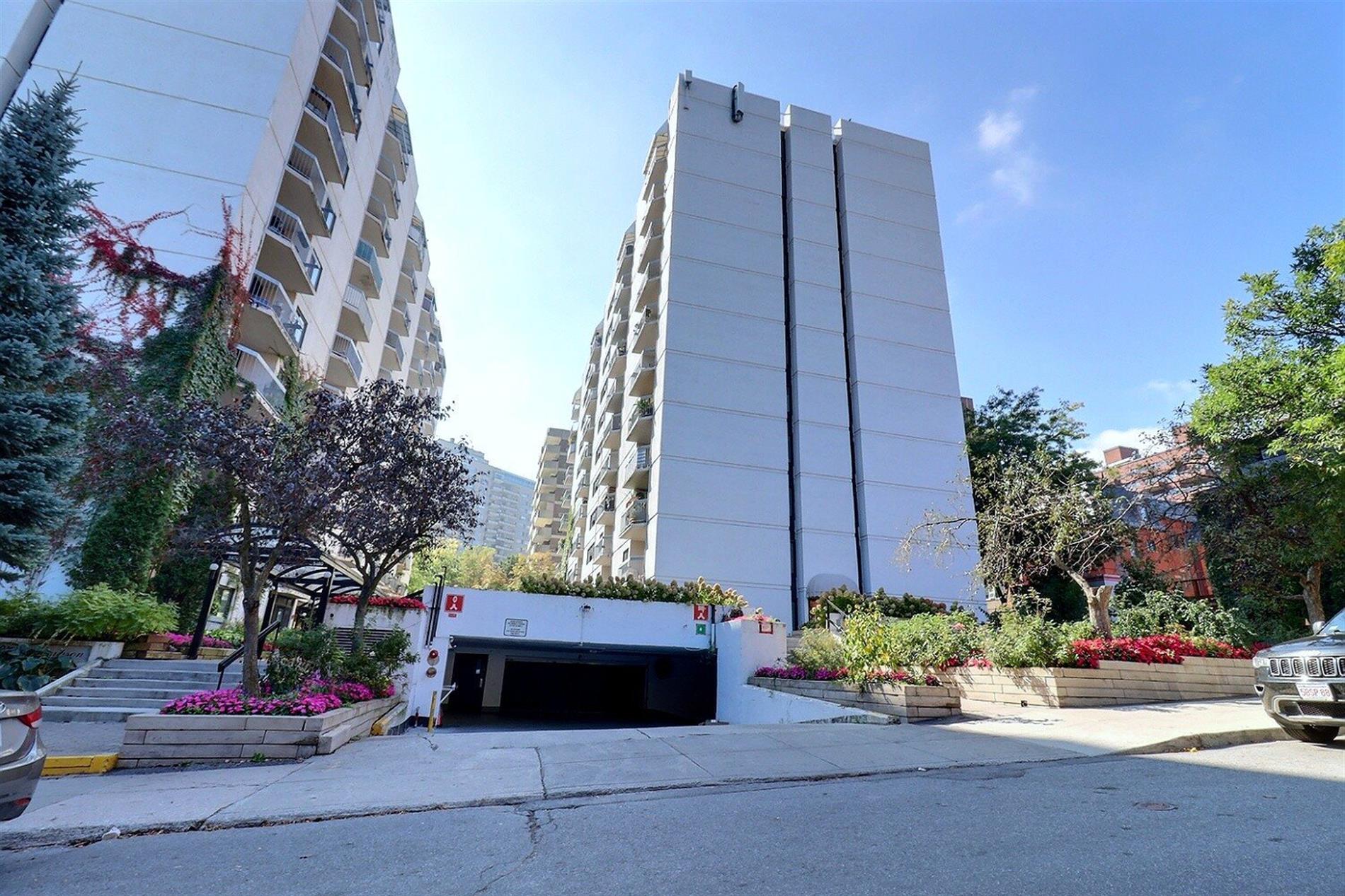 108-3480 Rue Simpson — photo 1